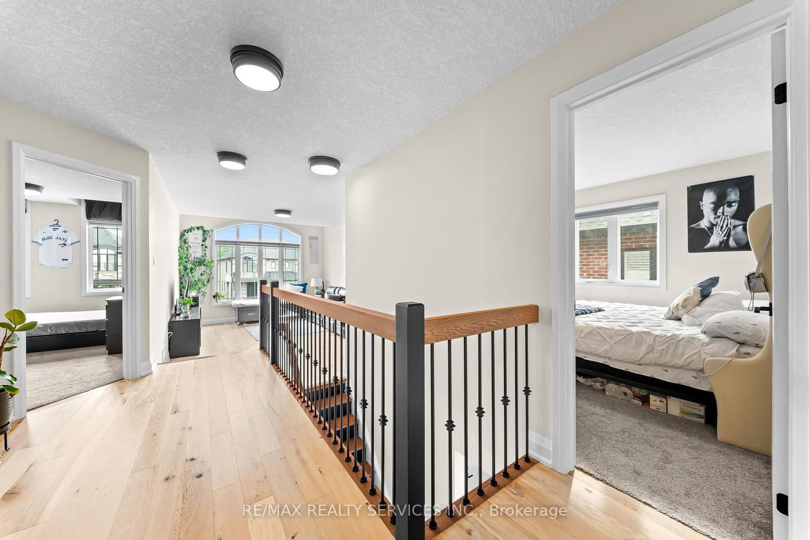 130 Pondcliffe Drive thumbnail 28