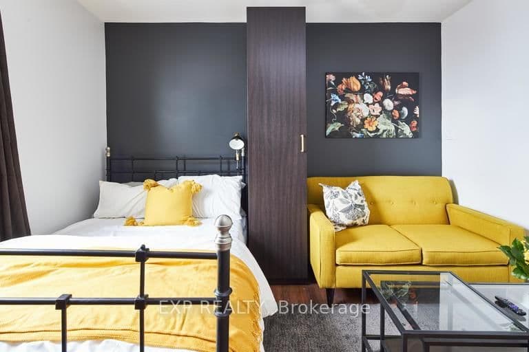331 Catherine Street, Unit C thumbnail 2
