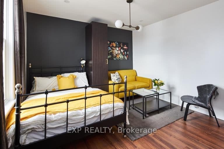 331 Catherine Street, Unit C thumbnail 3