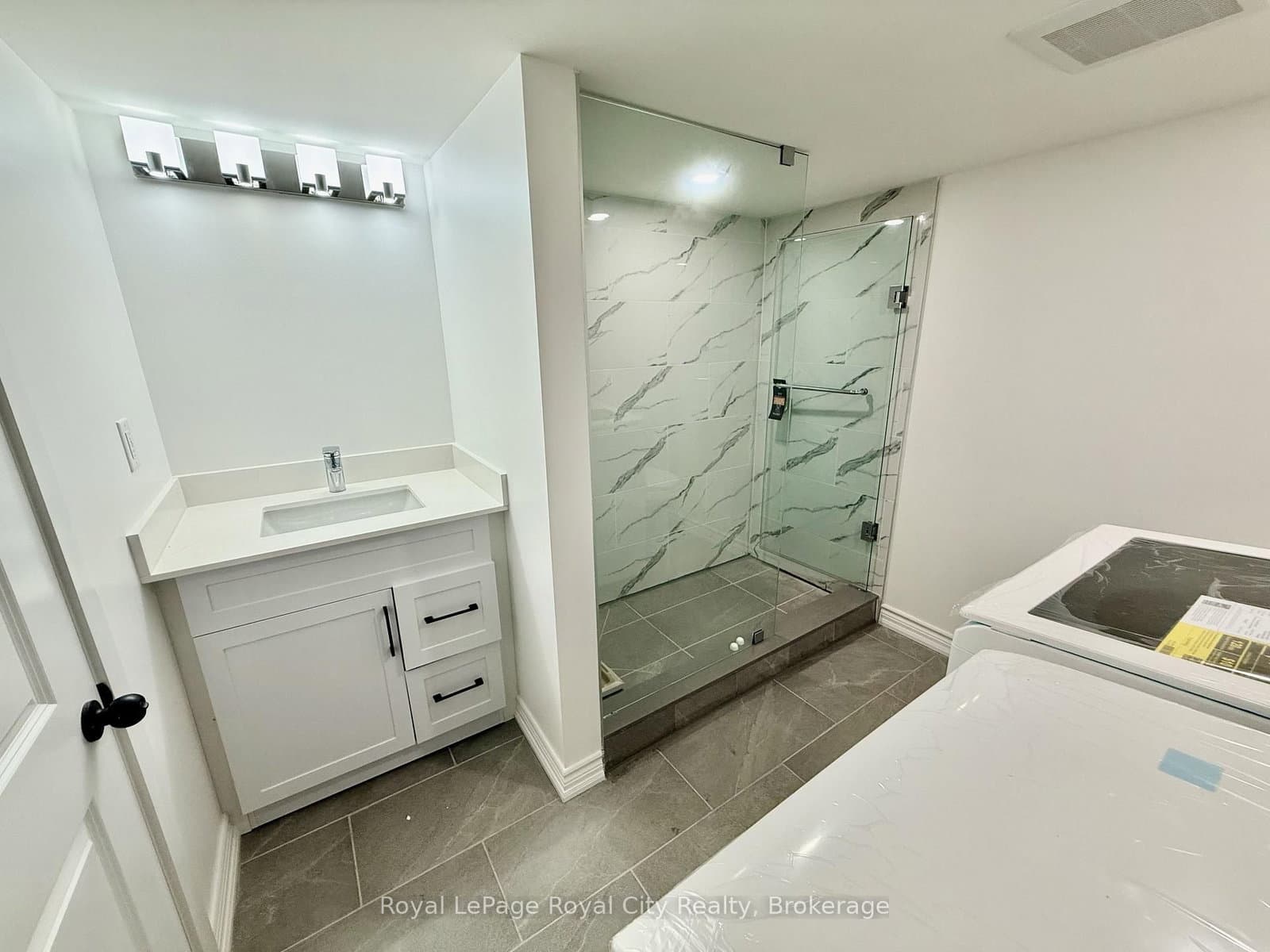 34 John Brabson Crescent thumbnail 8