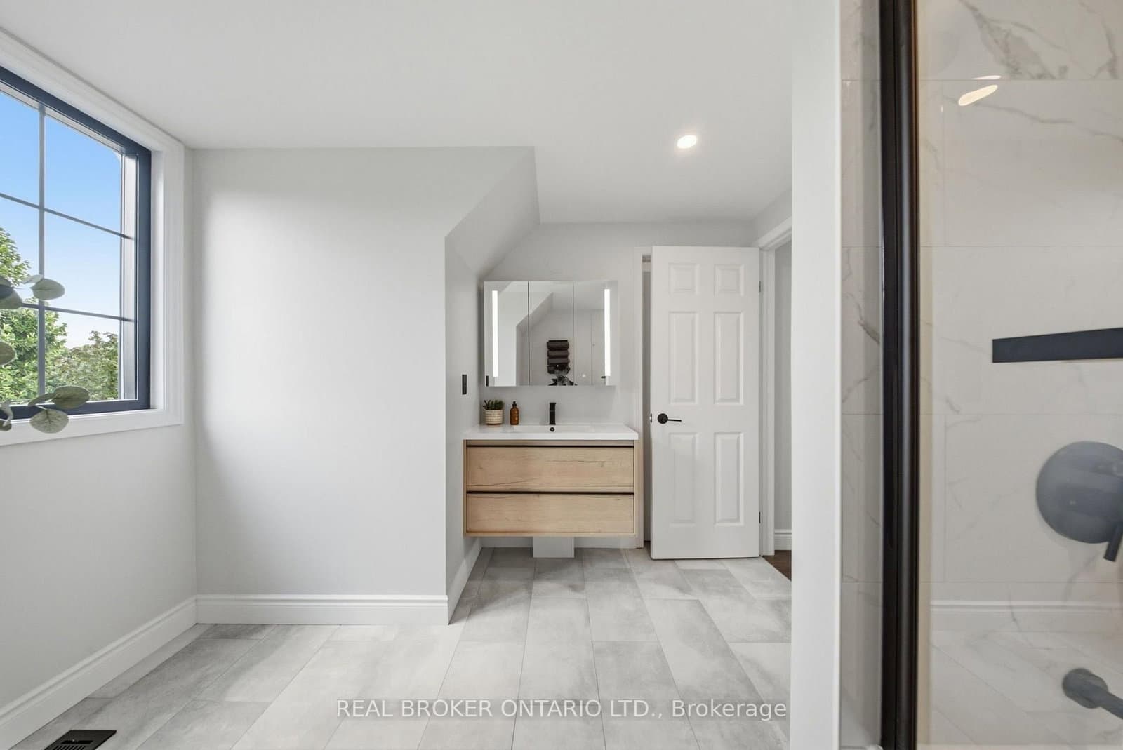 19 Boulder Crescent thumbnail 29