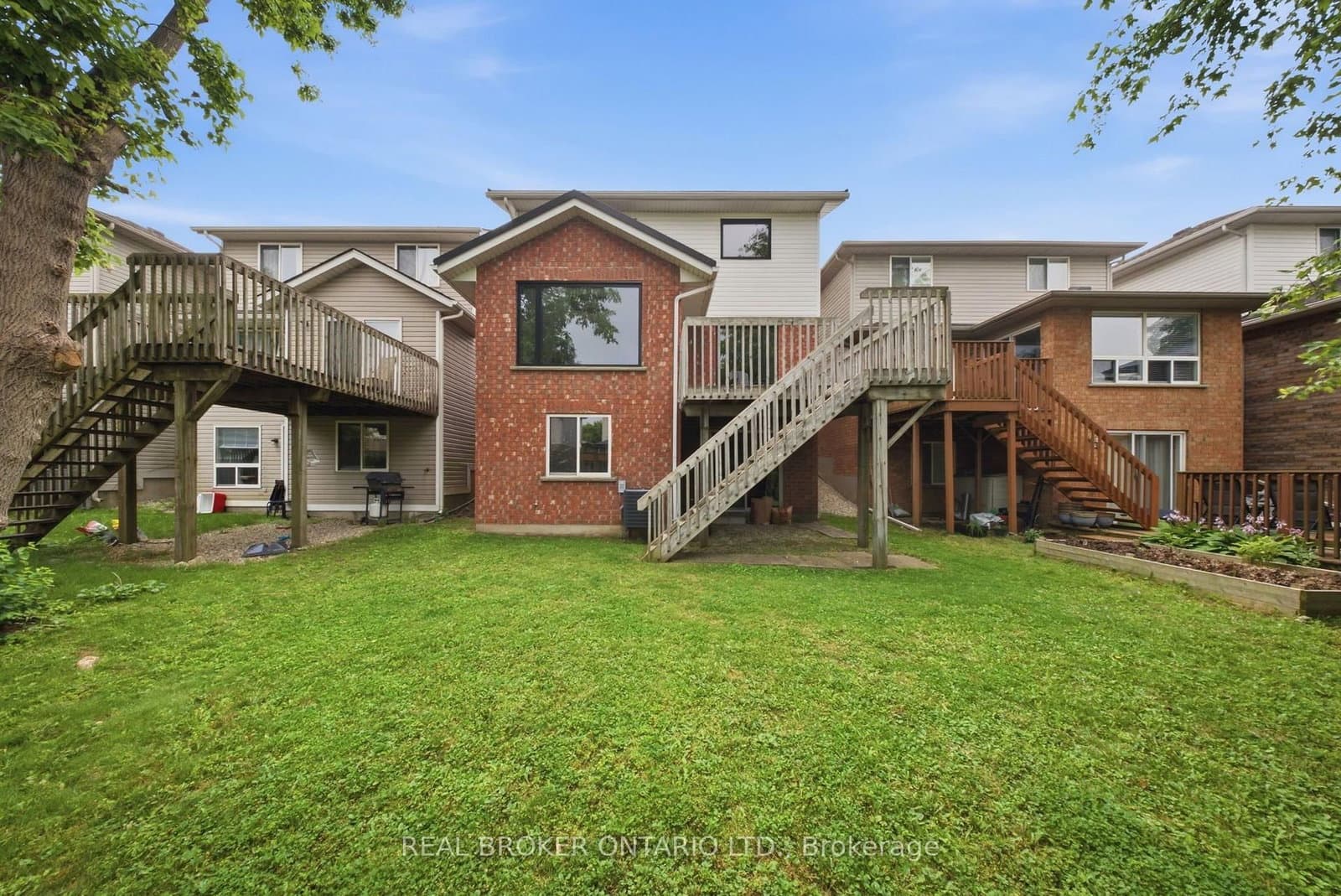 19 Boulder Crescent thumbnail 32