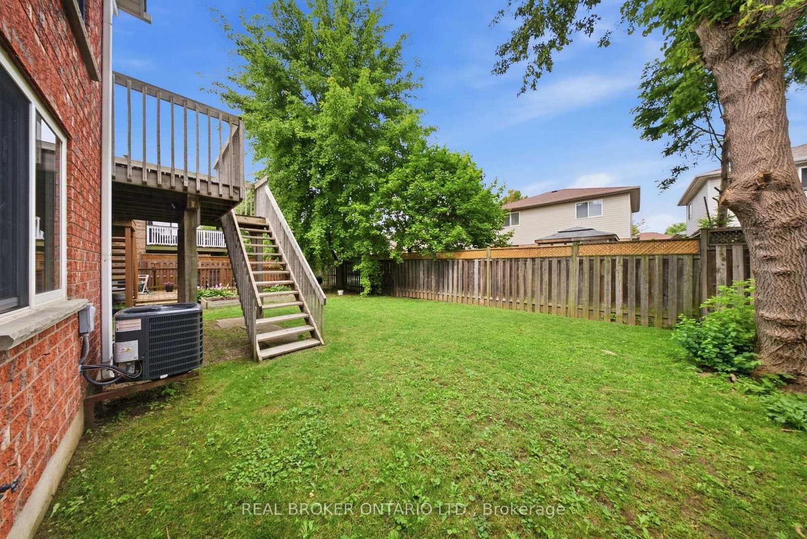 19 Boulder Crescent thumbnail 33