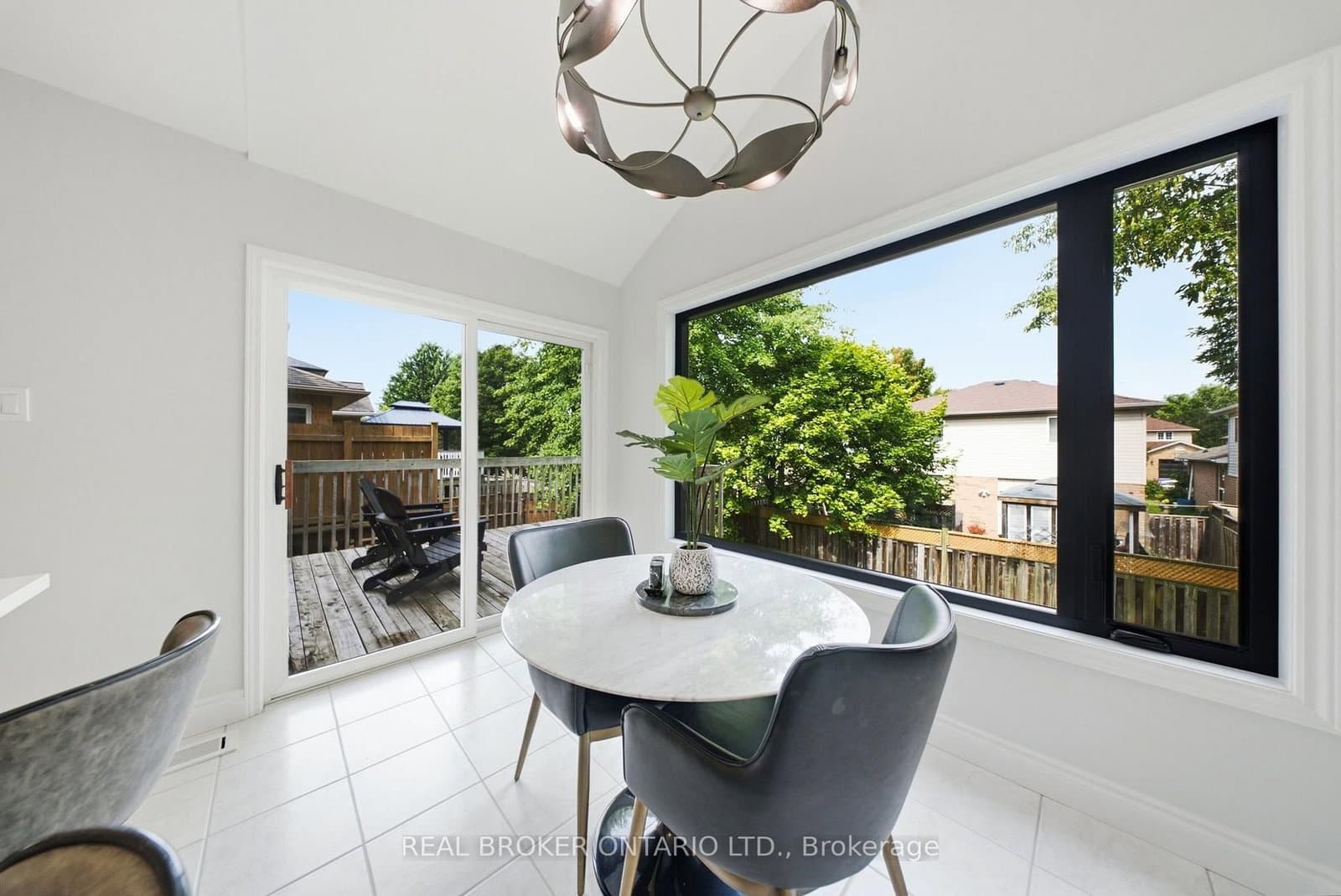 19 Boulder Crescent thumbnail 8