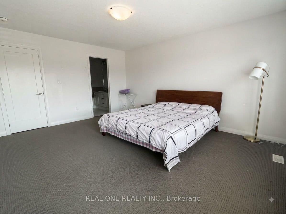 67 Burley Lane, Unit Master Bedroom thumbnail 4