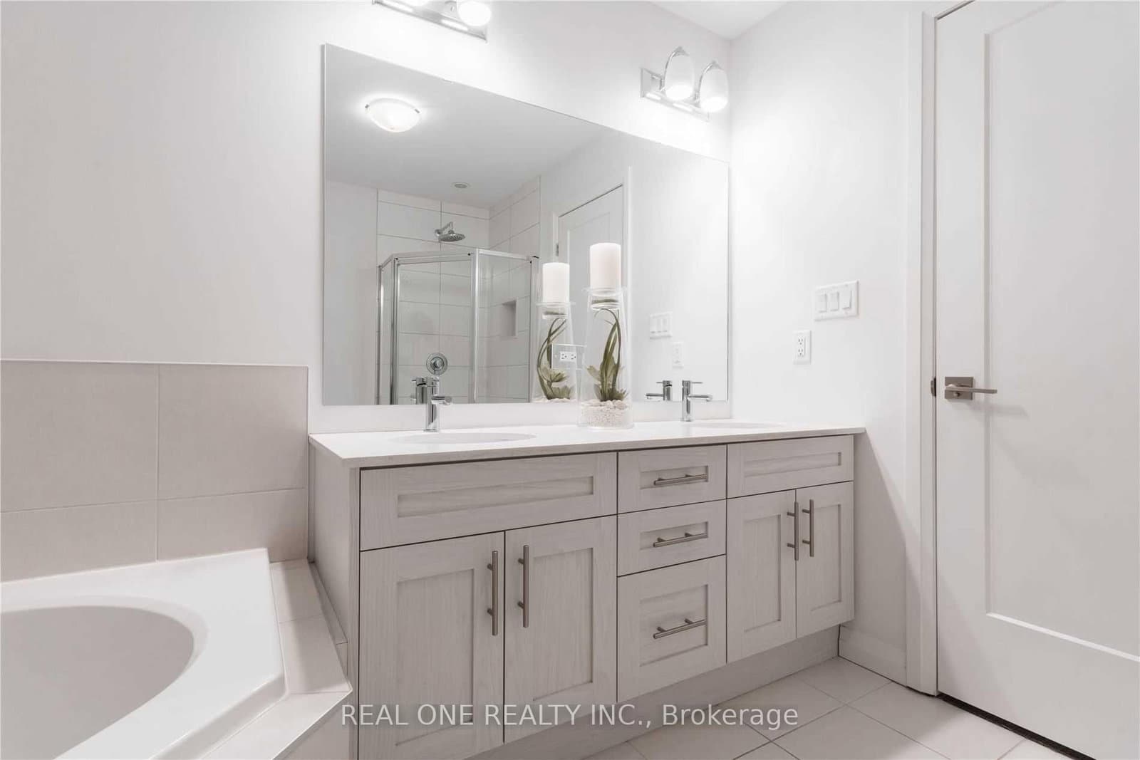 67 Burley Lane, Unit Master Bedroom thumbnail 5
