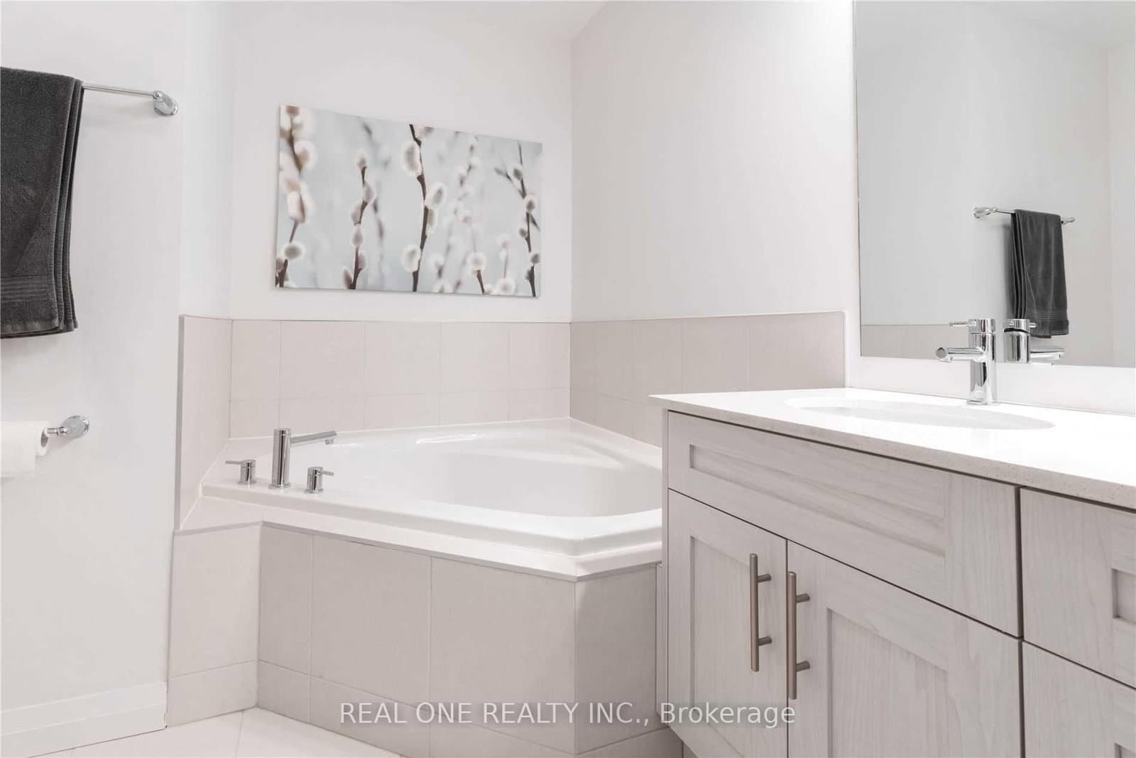 67 Burley Lane, Unit Master Bedroom thumbnail 6