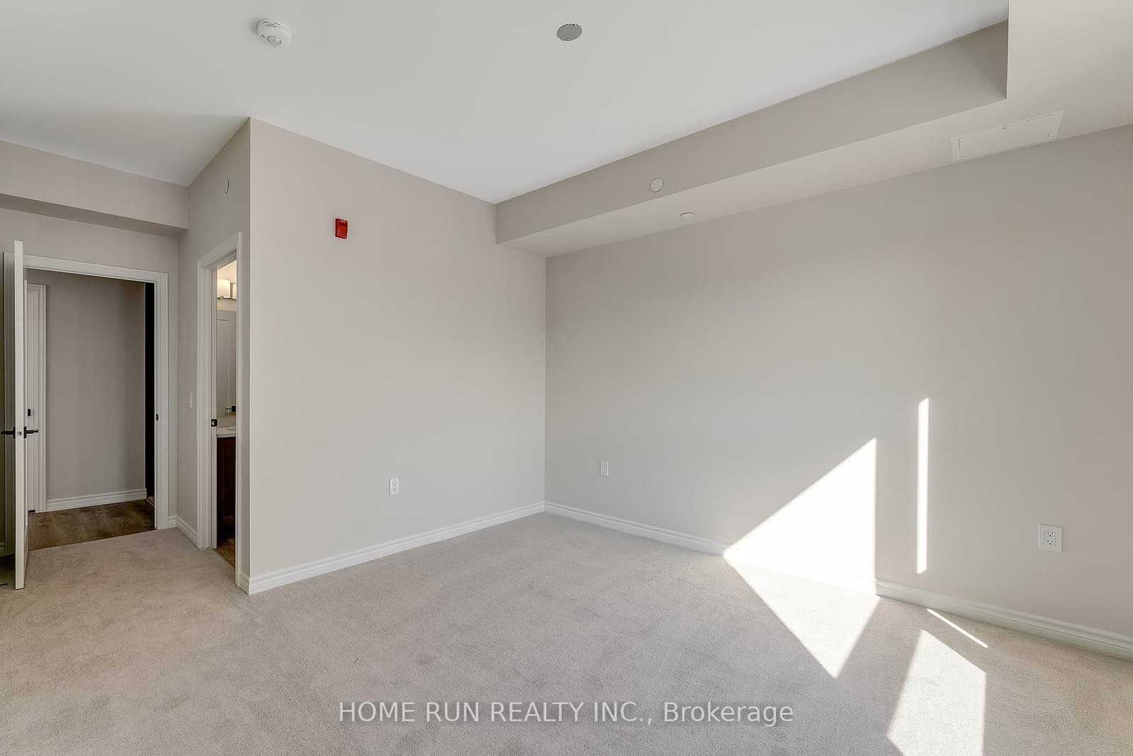 397 Codds Road, Unit 302 thumbnail 12