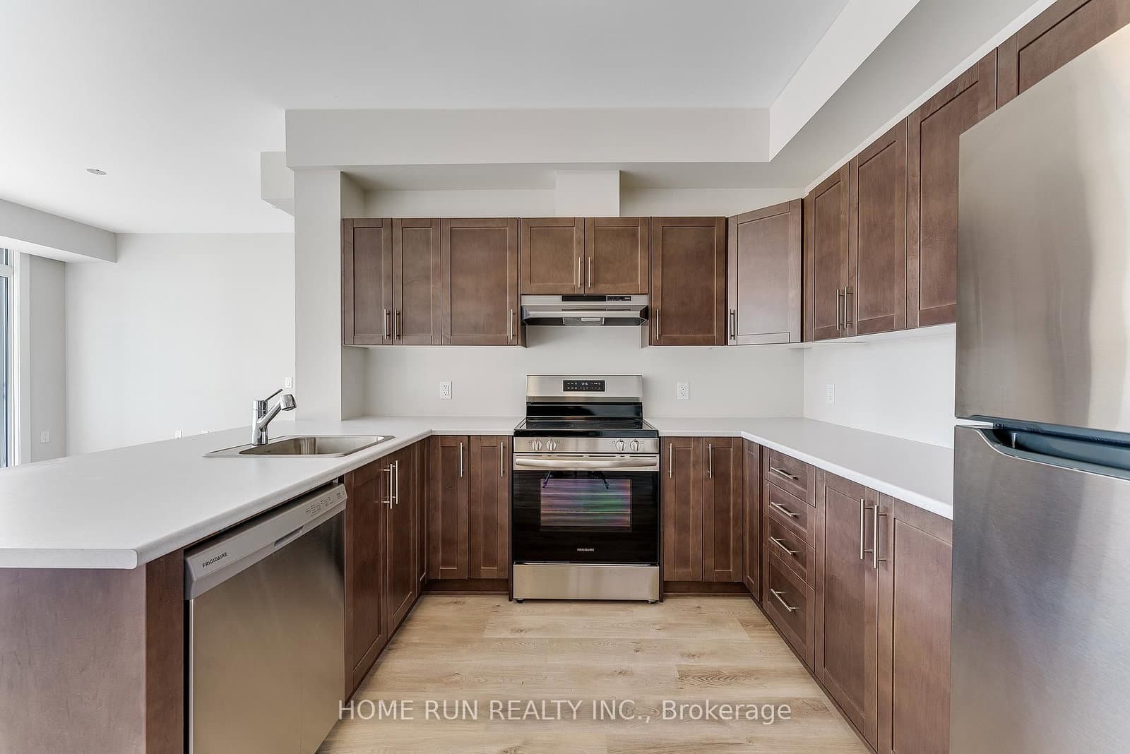 397 Codds Road, Unit 302 thumbnail 4