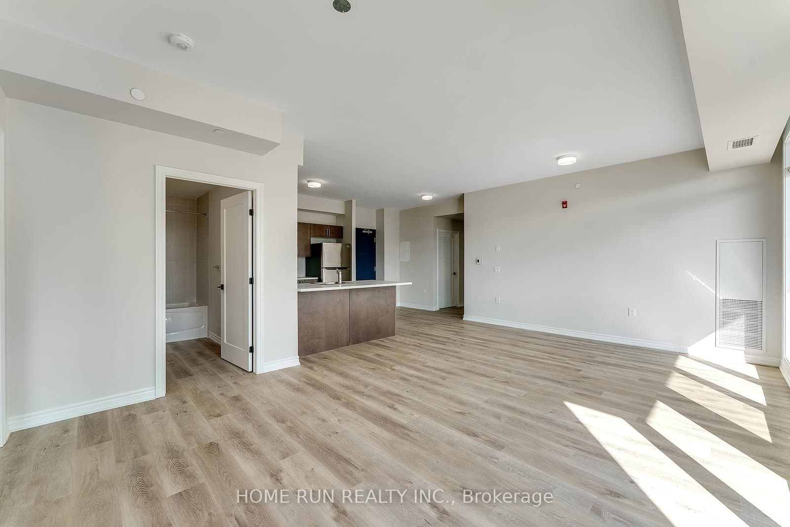 397 Codds Road, Unit 302 thumbnail 9