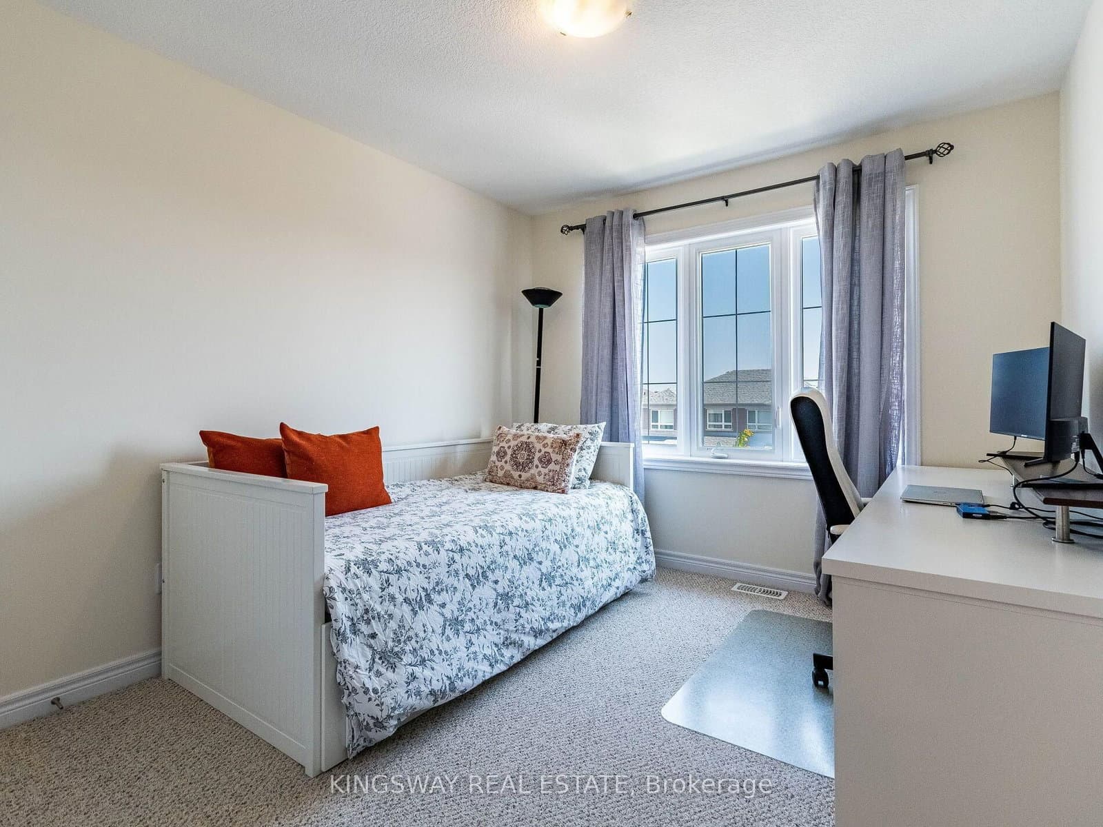 279 Skinner Road N, Unit 2 thumbnail 19
