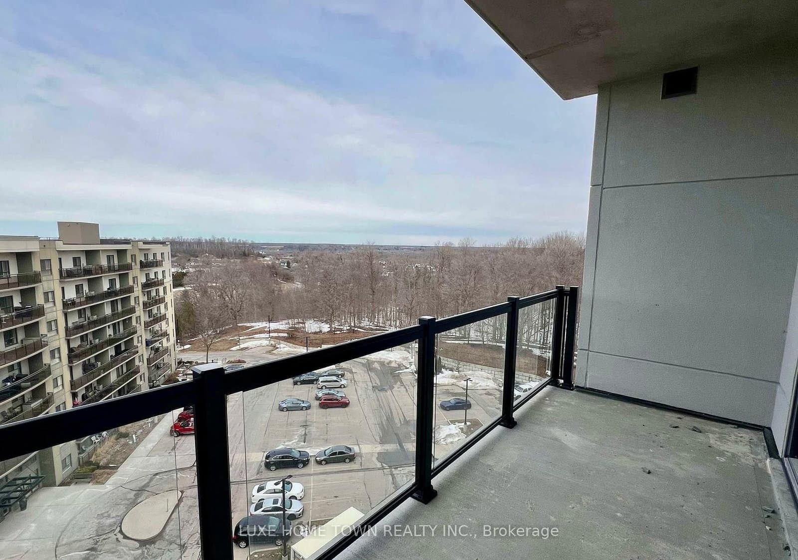 1000 Lackner Place, Unit 606 thumbnail 6