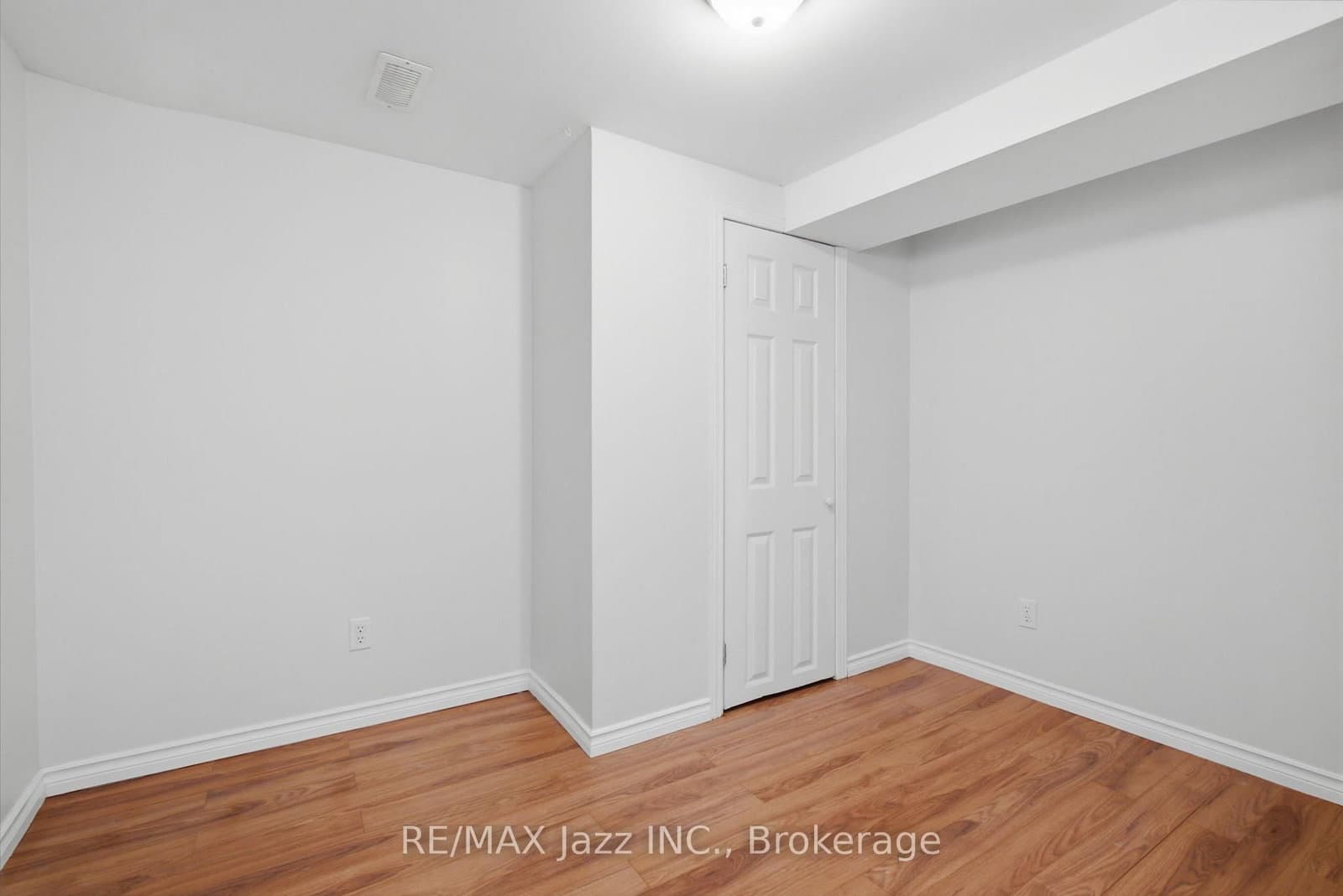 621 Willow Crescent thumbnail 40