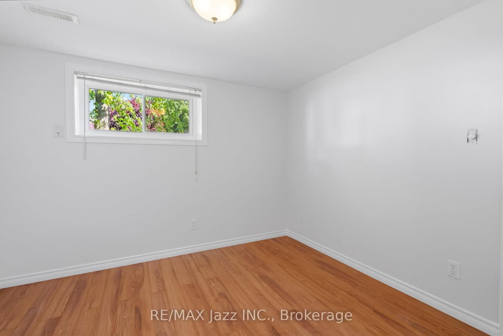621 Willow Crescent thumbnail 42