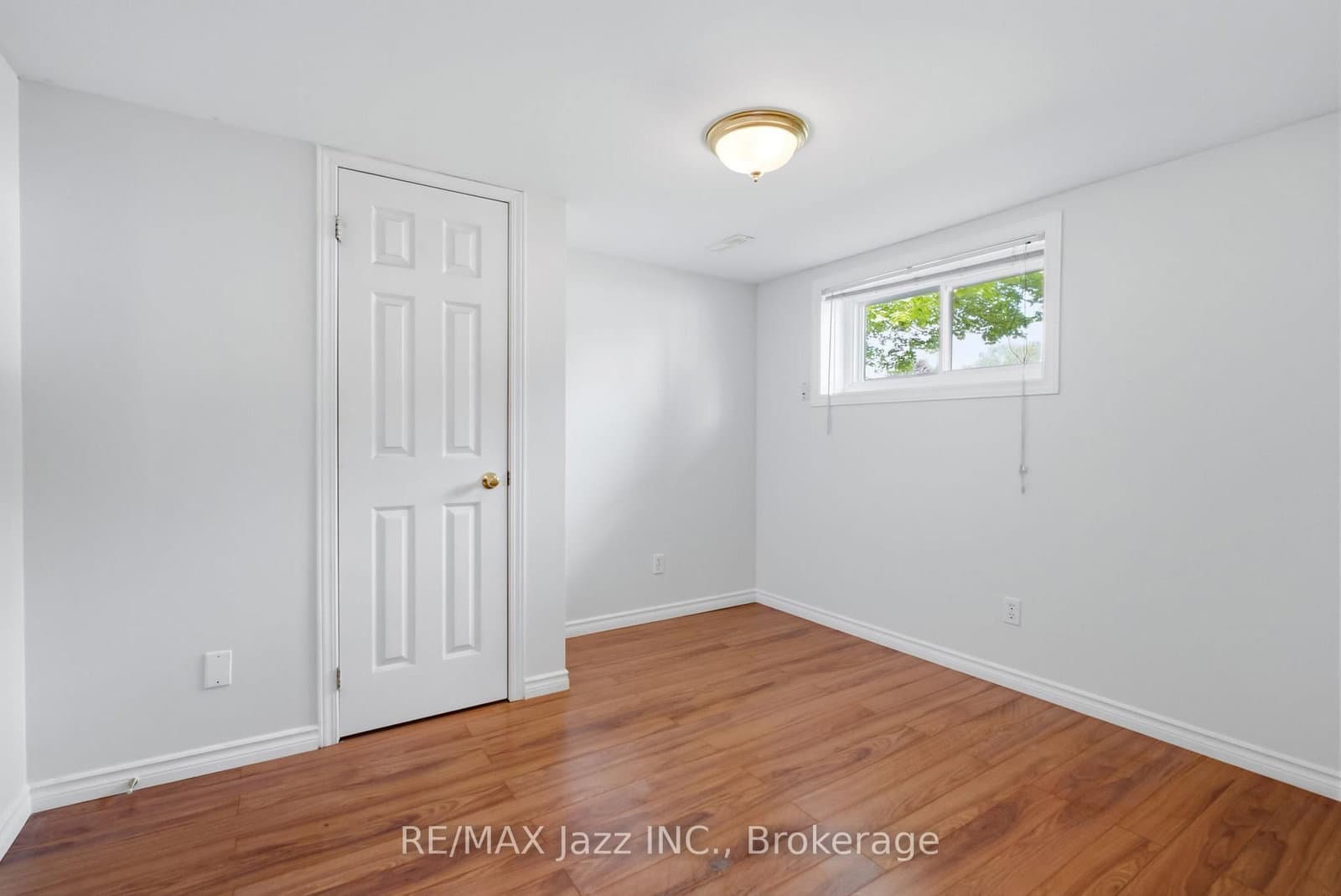 621 Willow Crescent thumbnail 44
