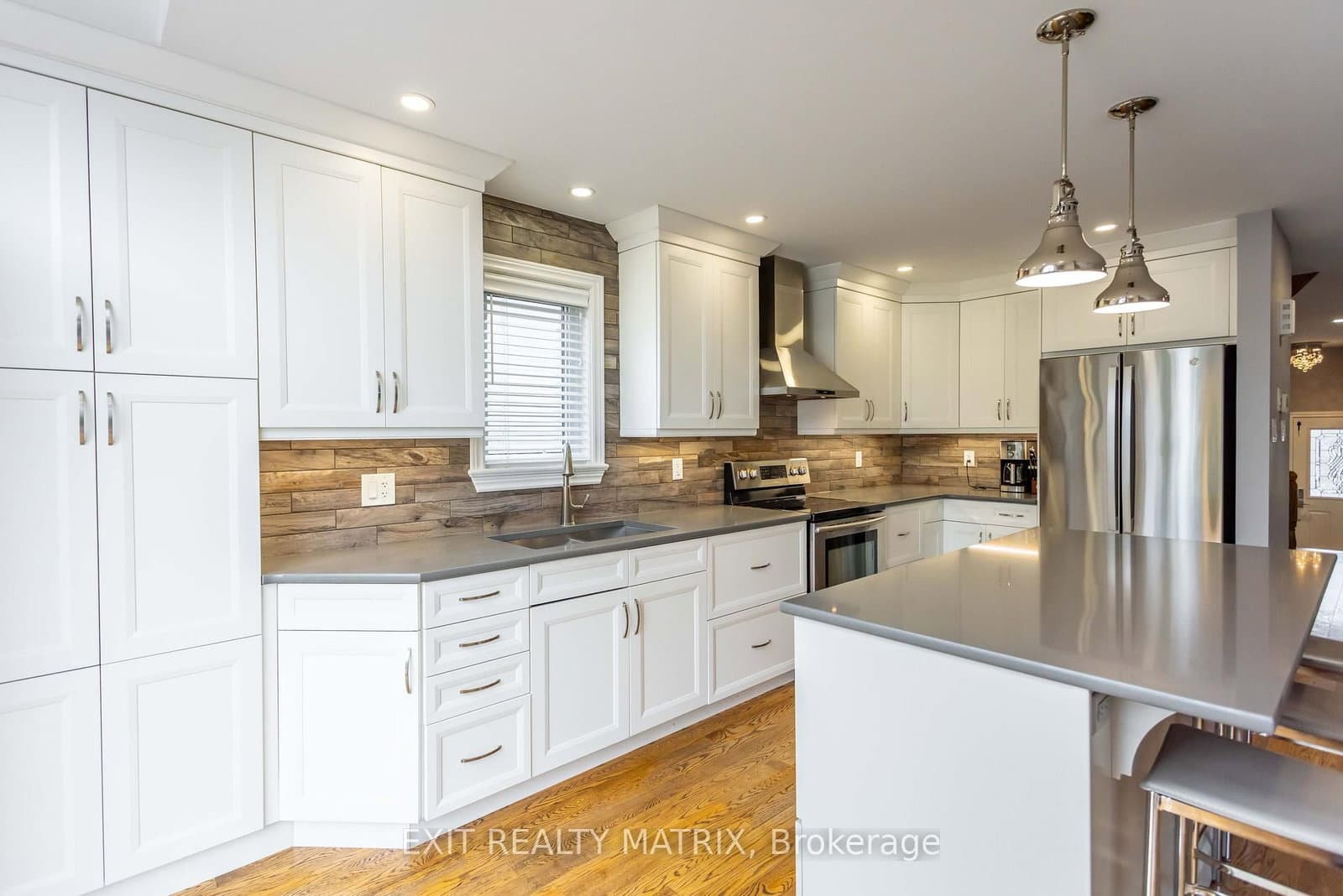 195 Tapley Place thumbnail 15
