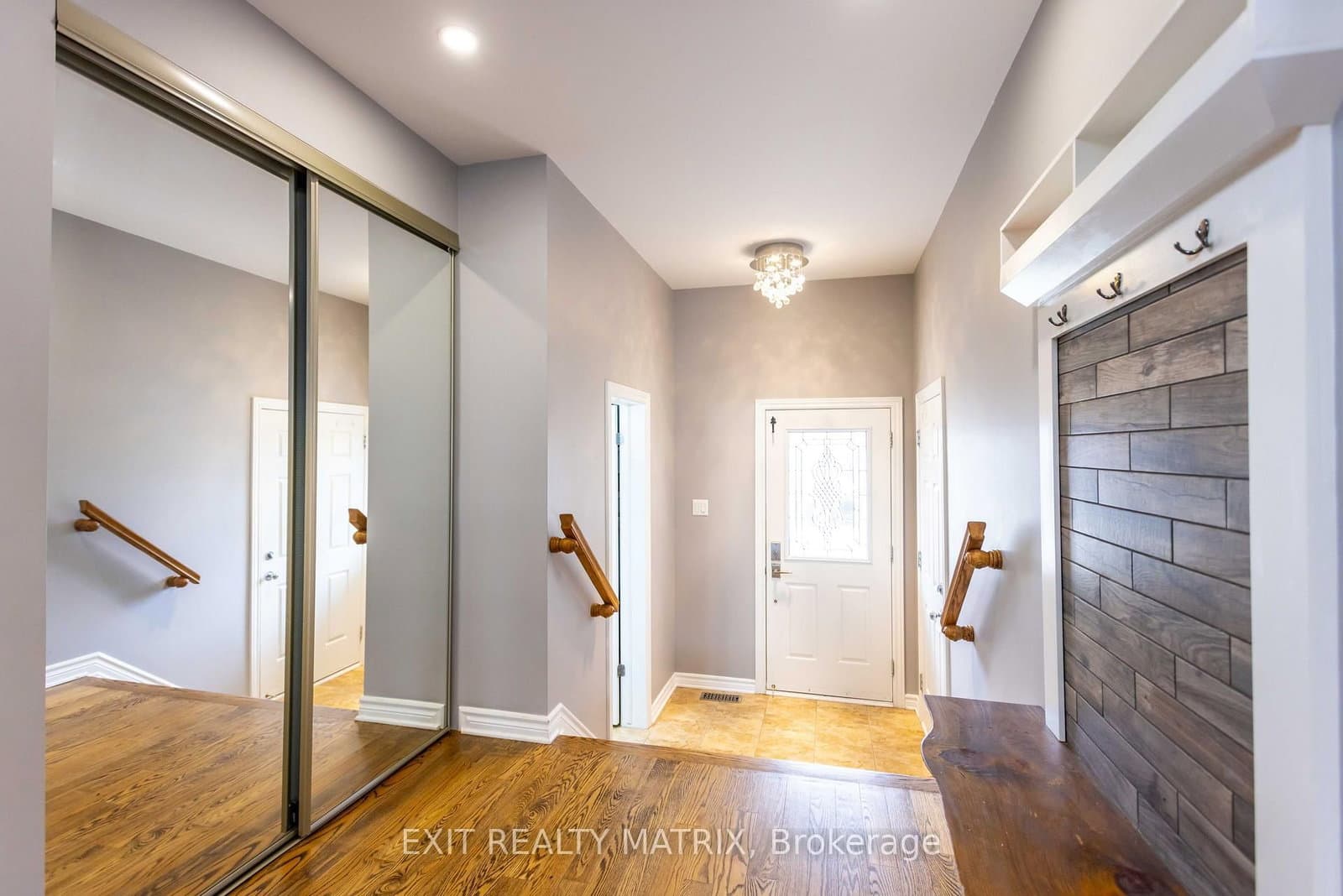 195 Tapley Place thumbnail 3