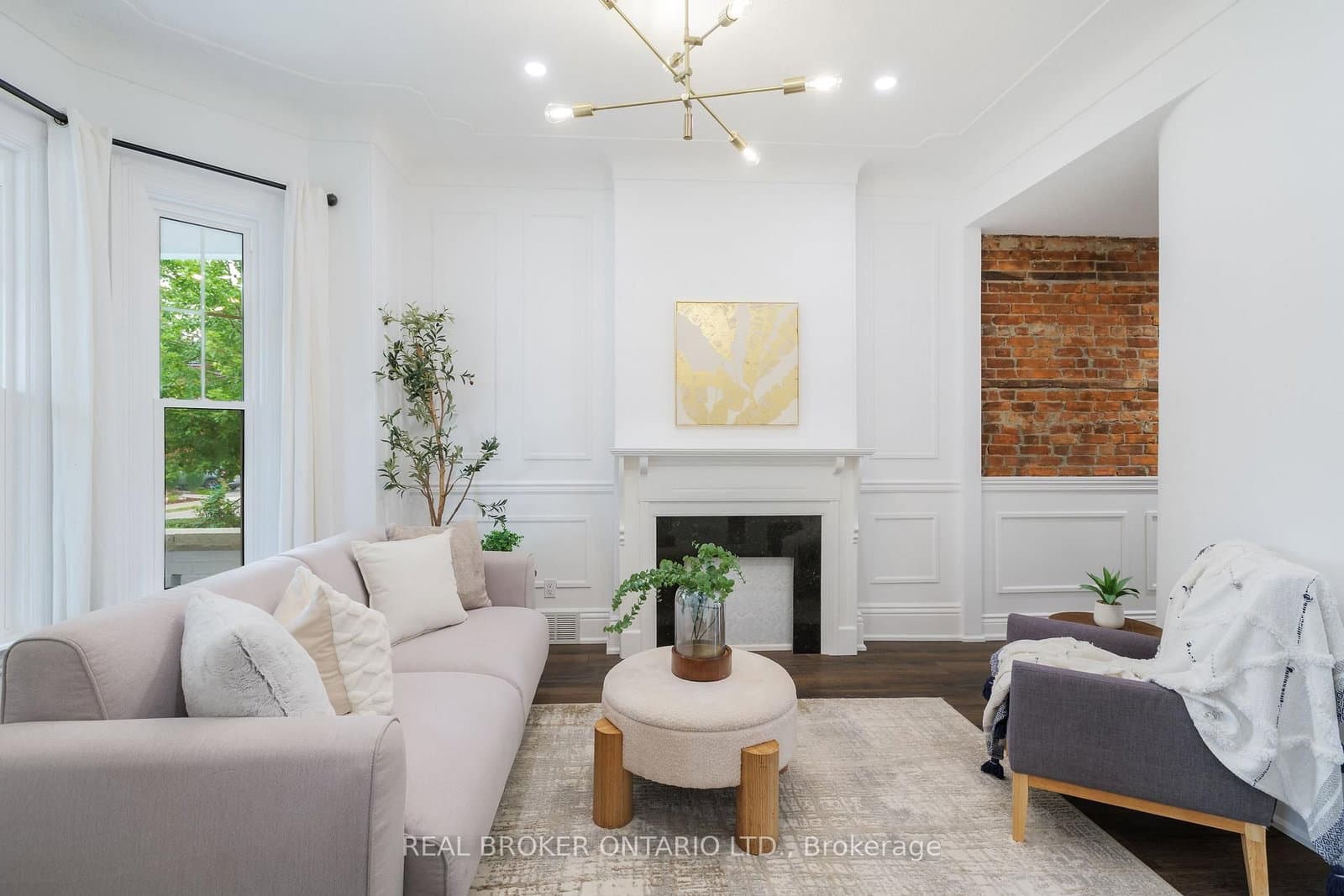 46 Murray Street E thumbnail 2
