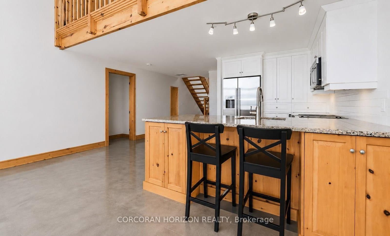 5 Father David Bauer Drive, Unit 305 thumbnail 2