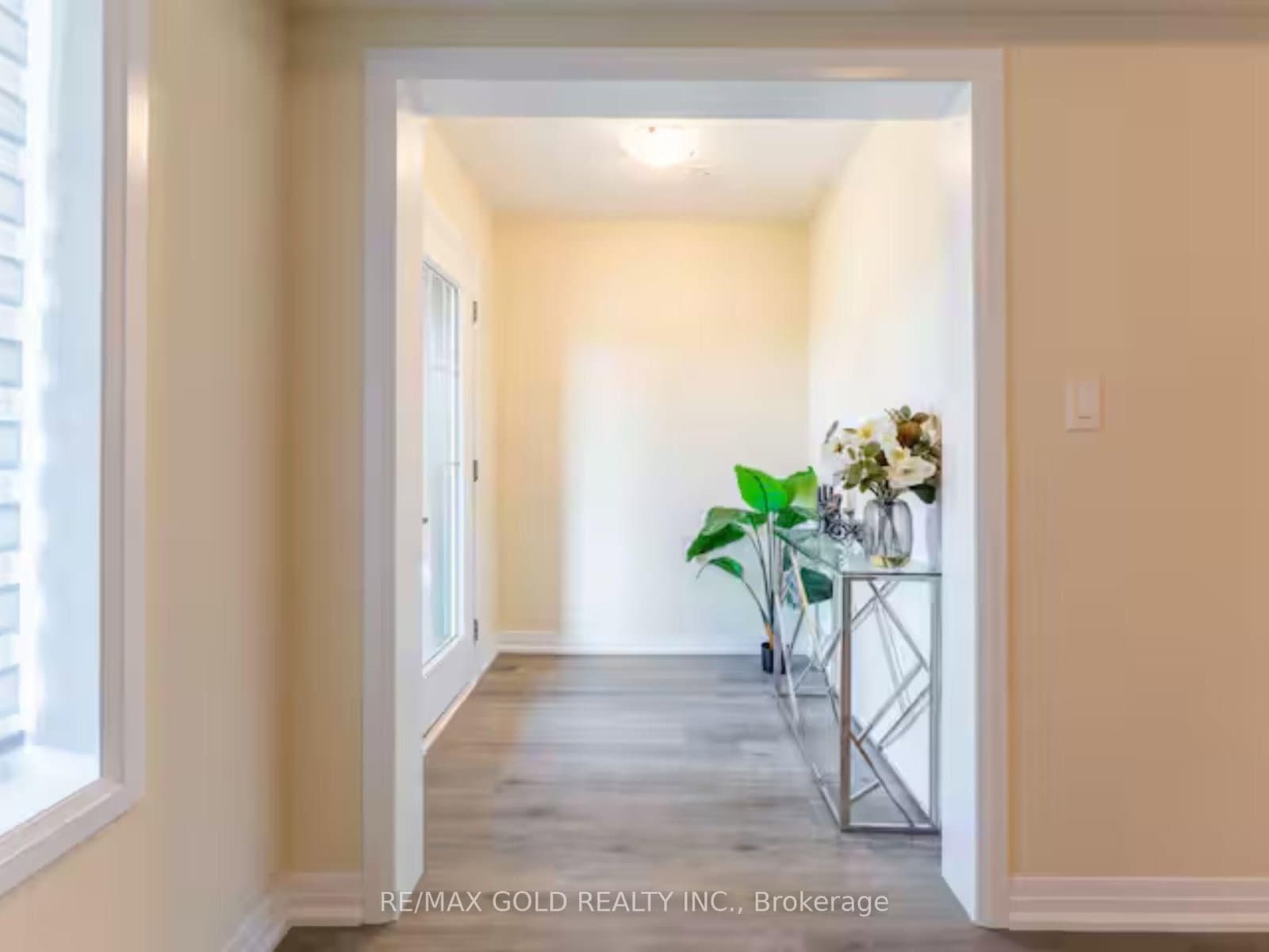 185 Bedrock Drive, Unit 13 thumbnail 3
