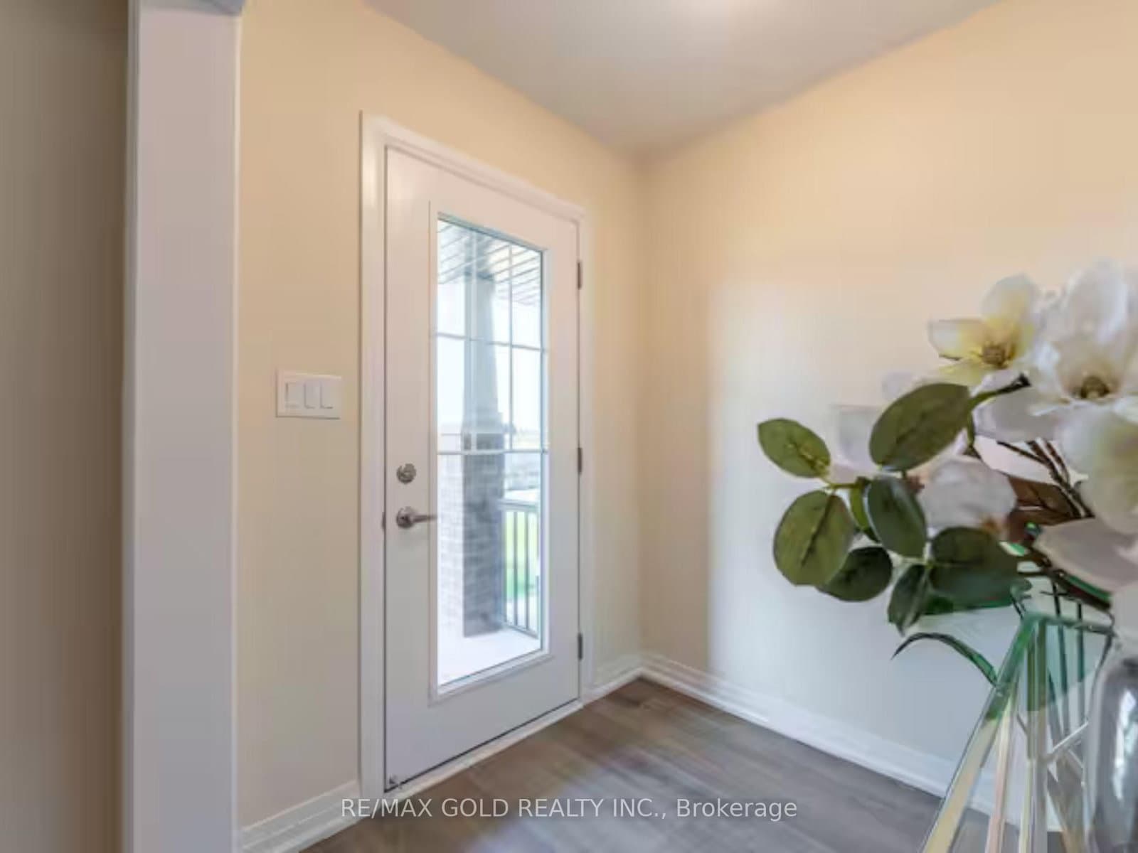 185 Bedrock Drive, Unit 13 - Image 1