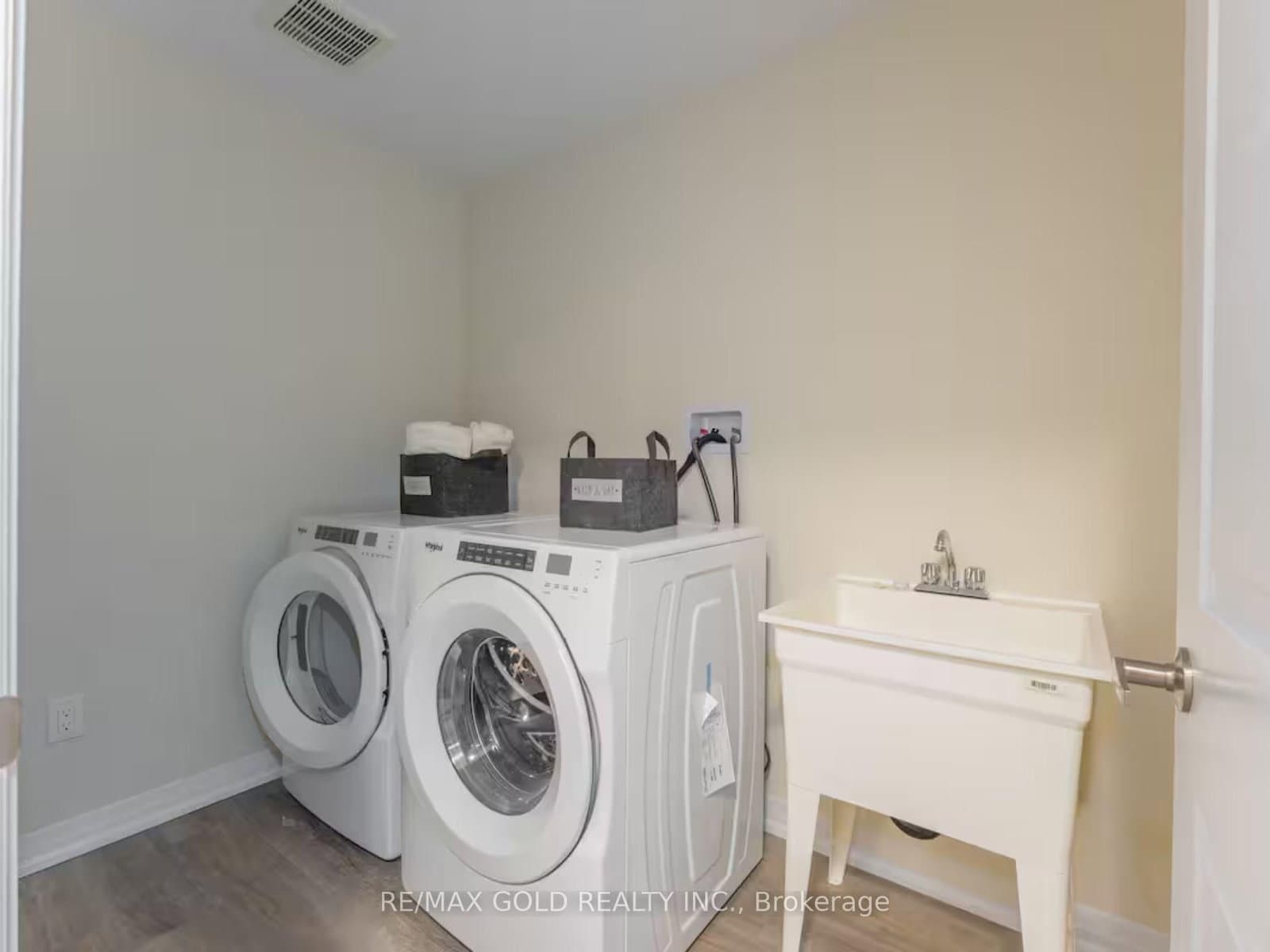 185 Bedrock Drive, Unit 13 thumbnail 34