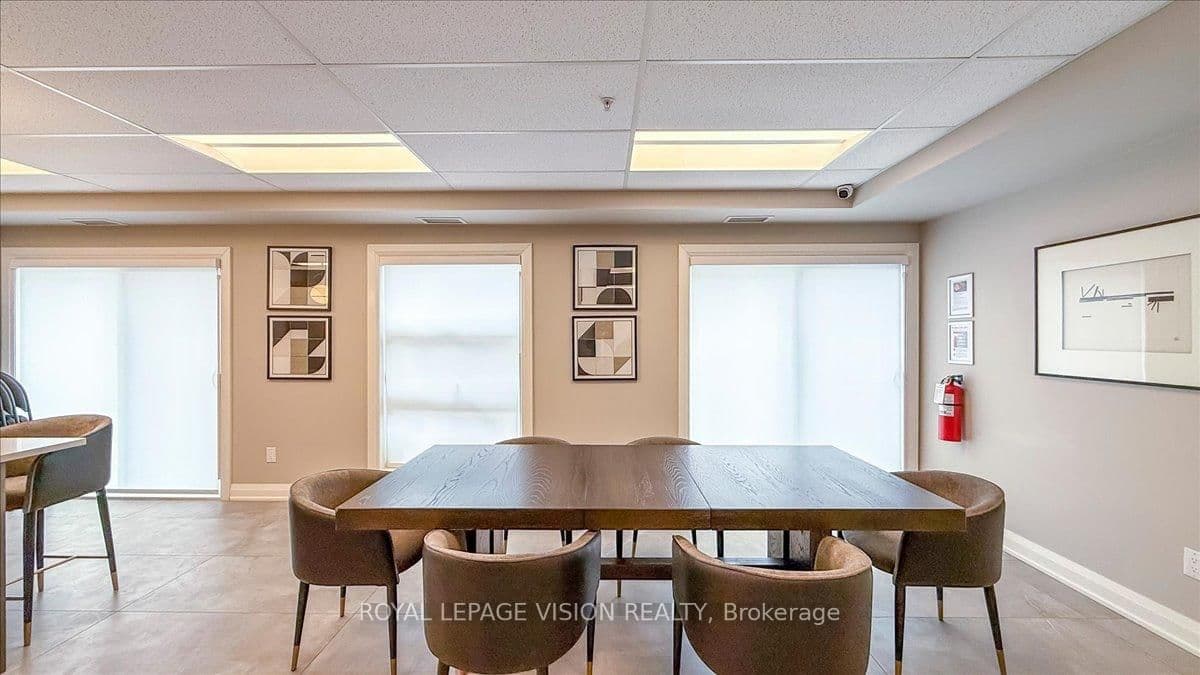120 Summersides Boulevard, Unit 207 thumbnail 27
