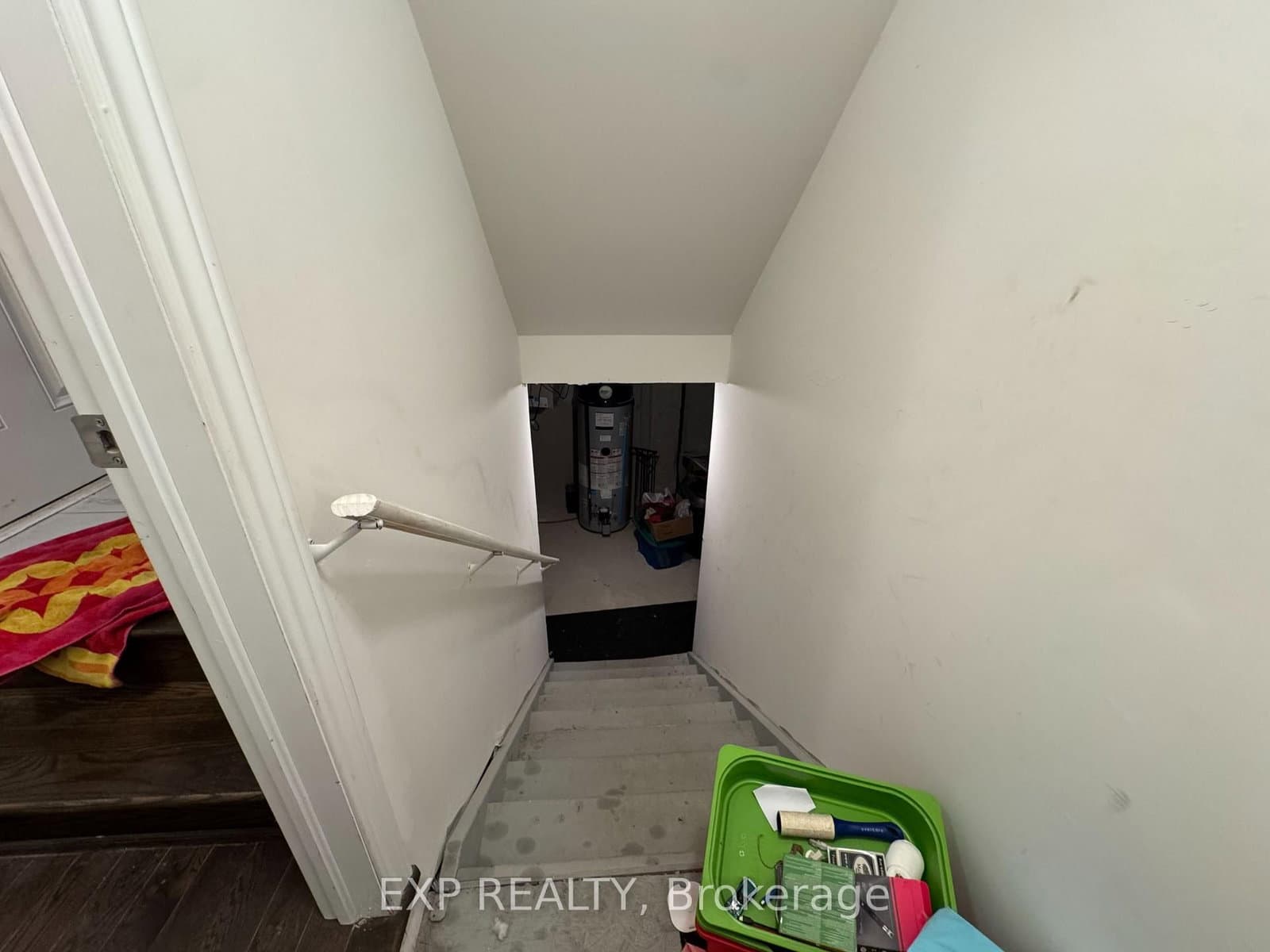 173 Flagg Avenue thumbnail 16