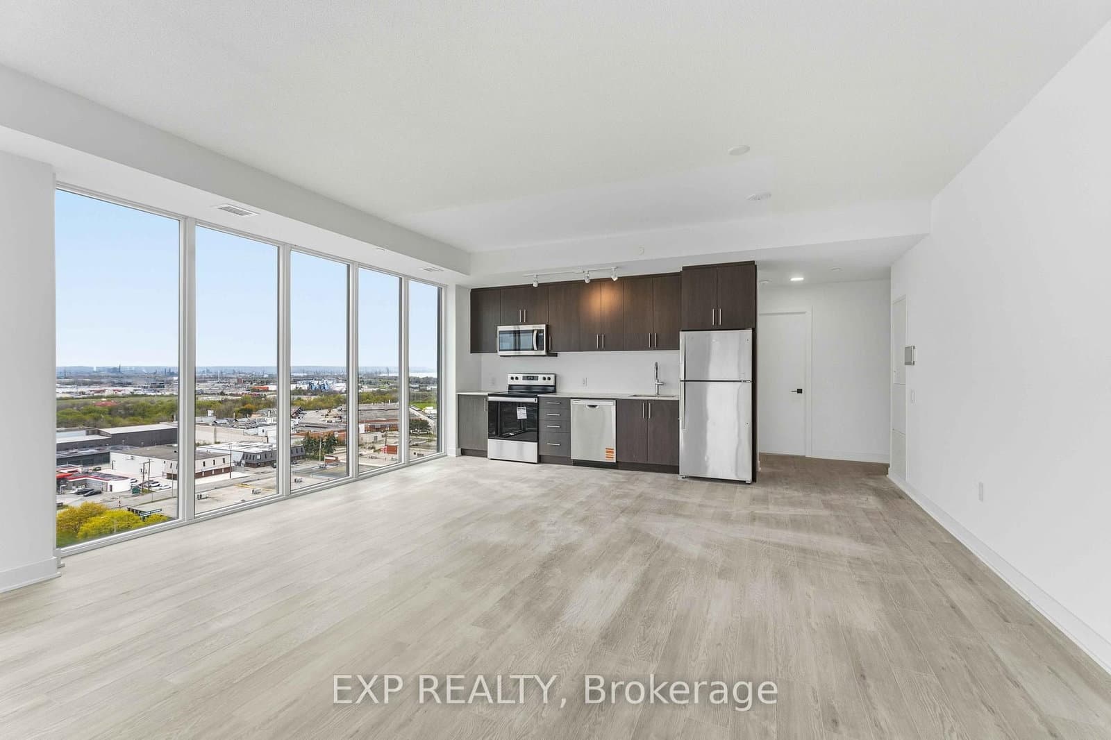 2782 Barton Street E, Unit 1406 thumbnail 4