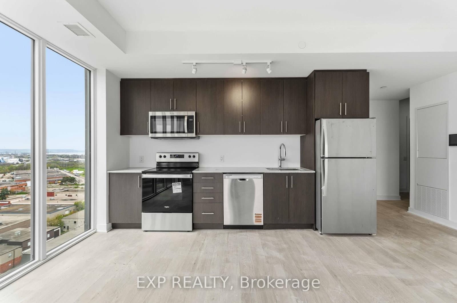 2782 Barton Street E, Unit 1406 thumbnail 6