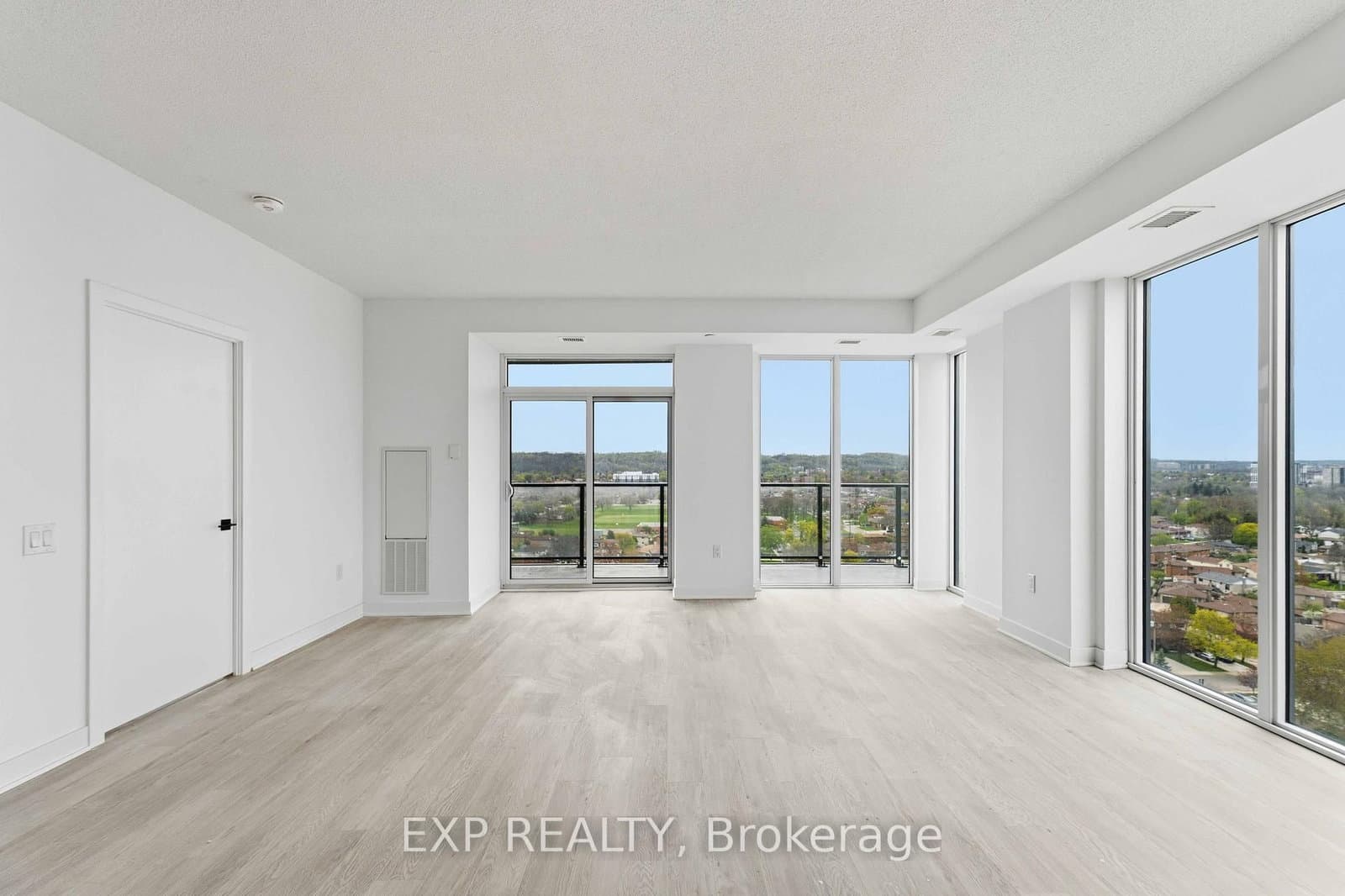 2782 Barton Street E, Unit 1406 thumbnail 8