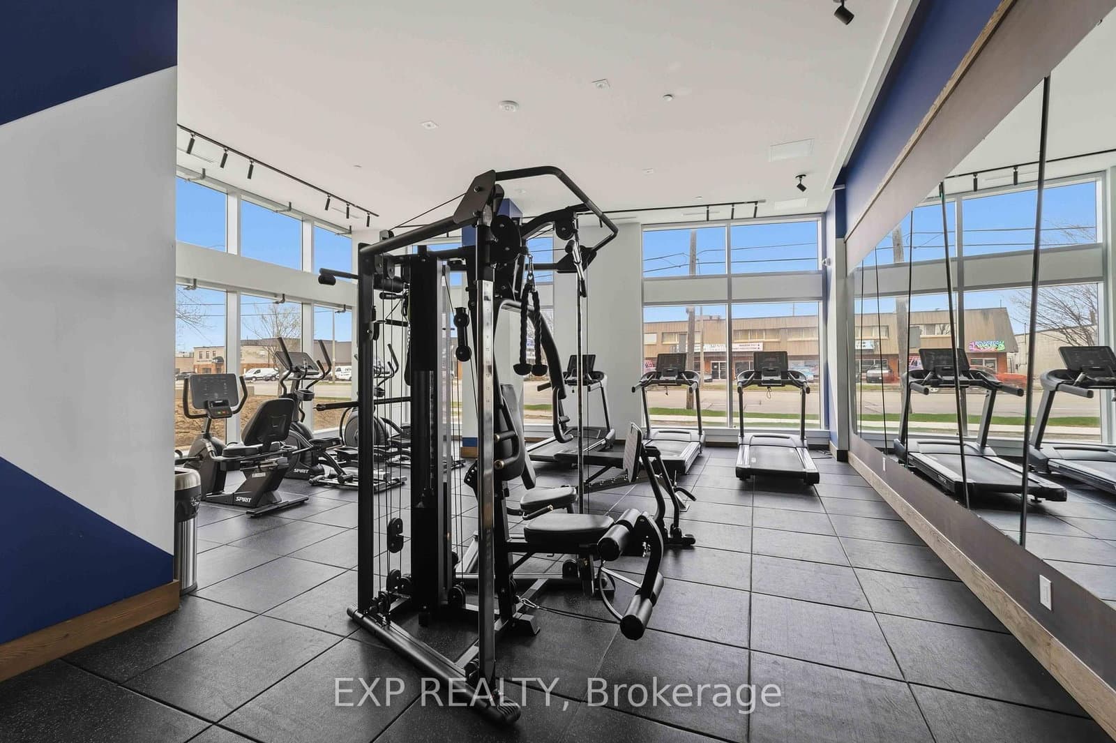 2782 Barton Street E, Unit 1607 thumbnail 3