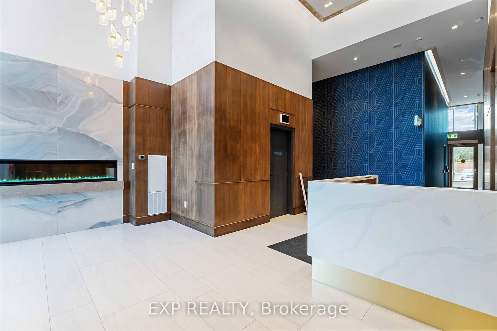 2782 Barton Street E, Unit 1607 thumbnail 4