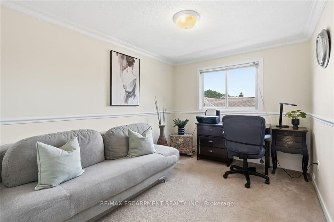 30 Twinoaks Crescent thumbnail 27