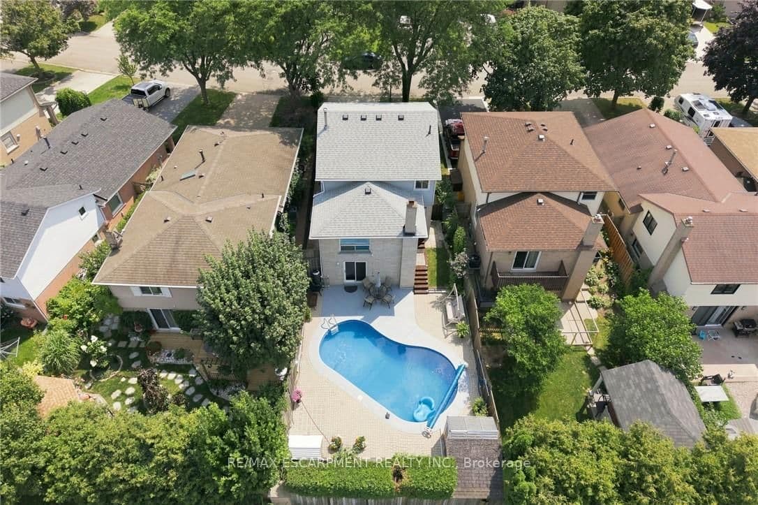 30 Twinoaks Crescent thumbnail 44