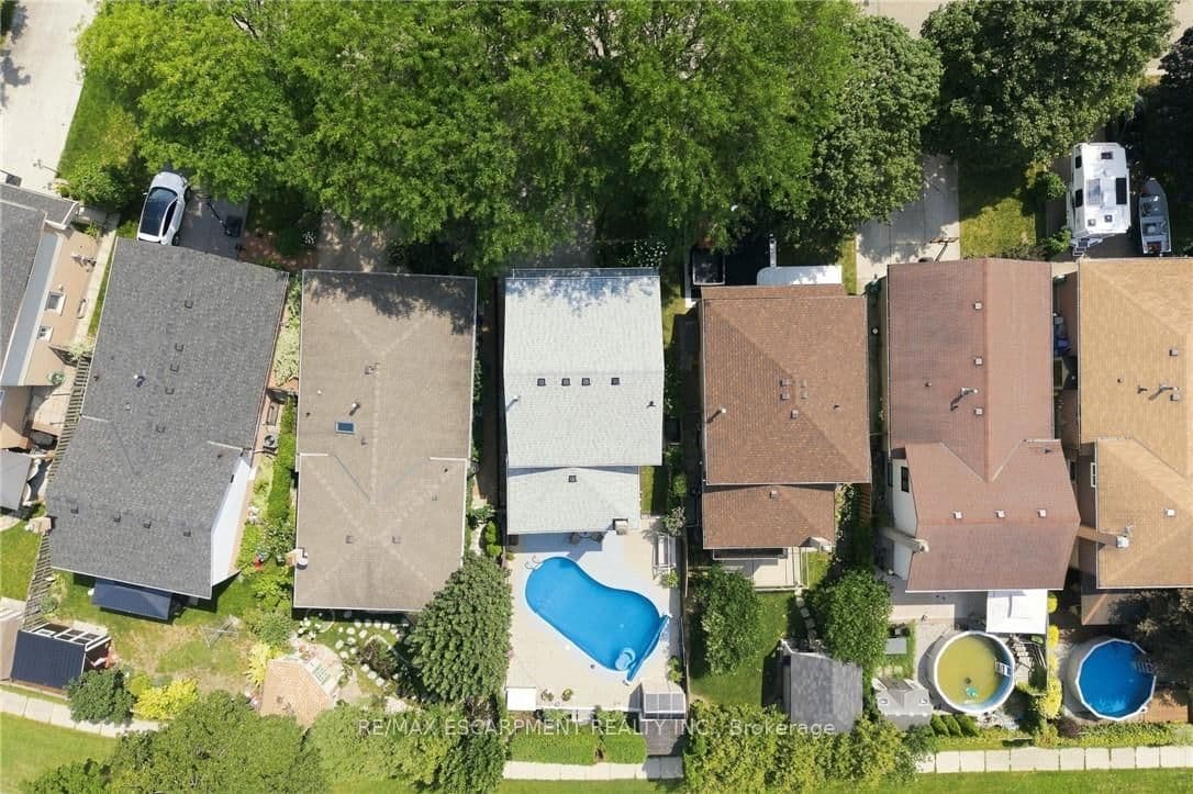 30 Twinoaks Crescent thumbnail 45