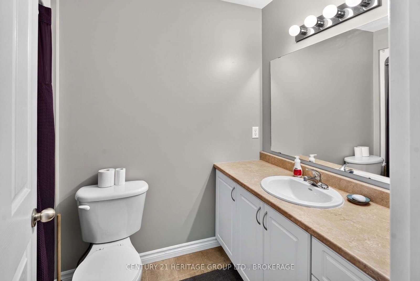 855 Lotus Avenue thumbnail 25