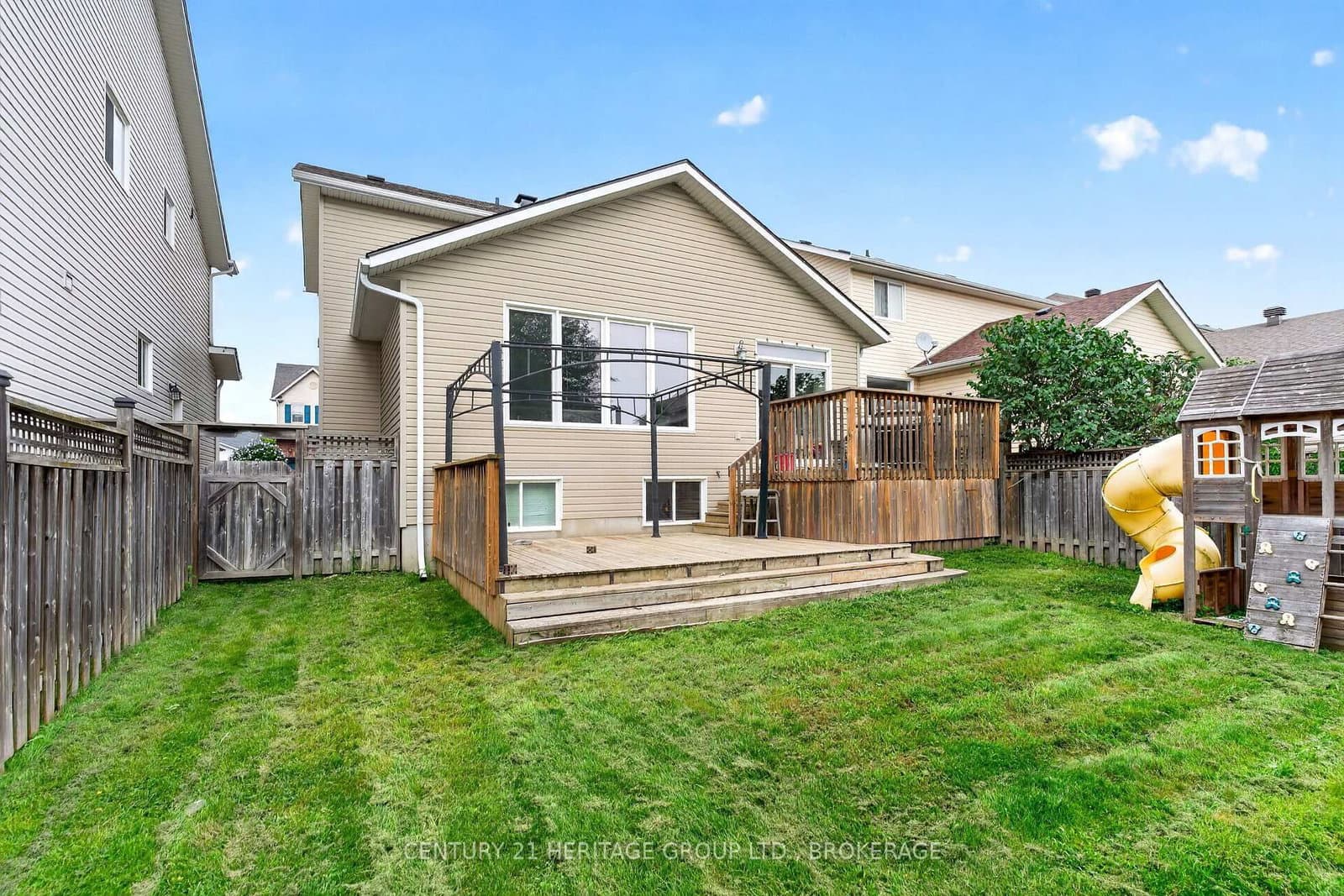 855 Lotus Avenue thumbnail 47
