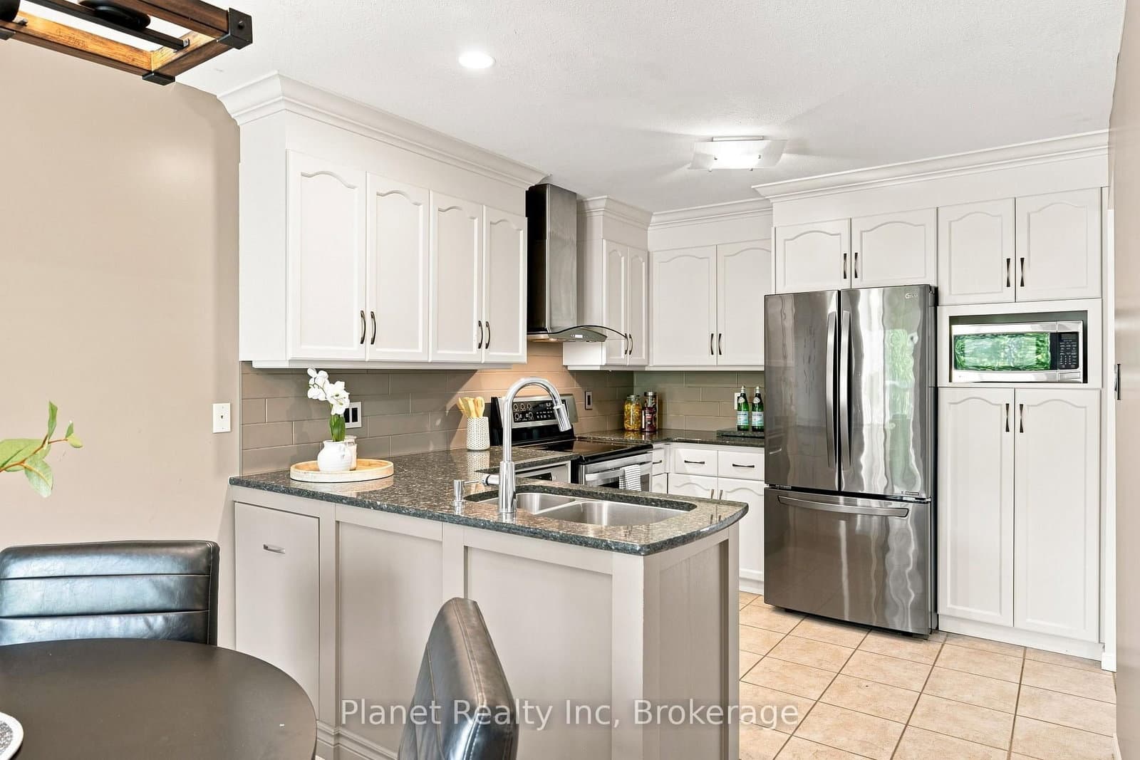 41 Boulder Crescent thumbnail 10