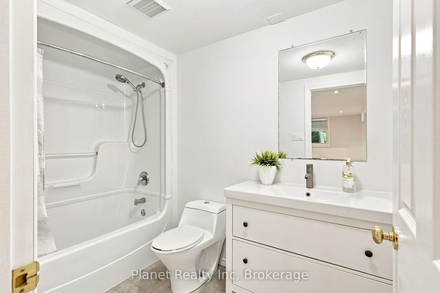 41 Boulder Crescent thumbnail 29