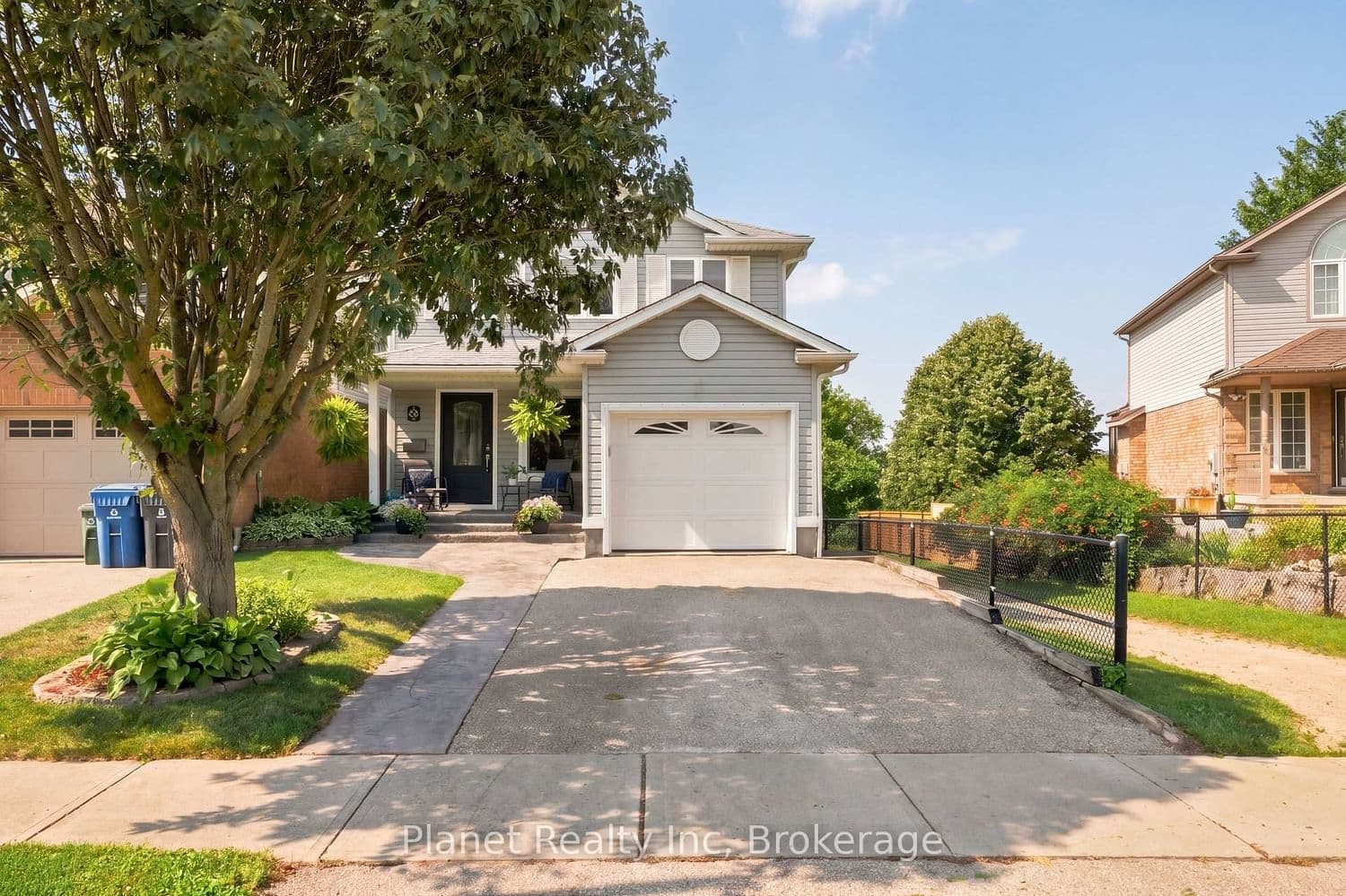 41 Boulder Crescent thumbnail 32