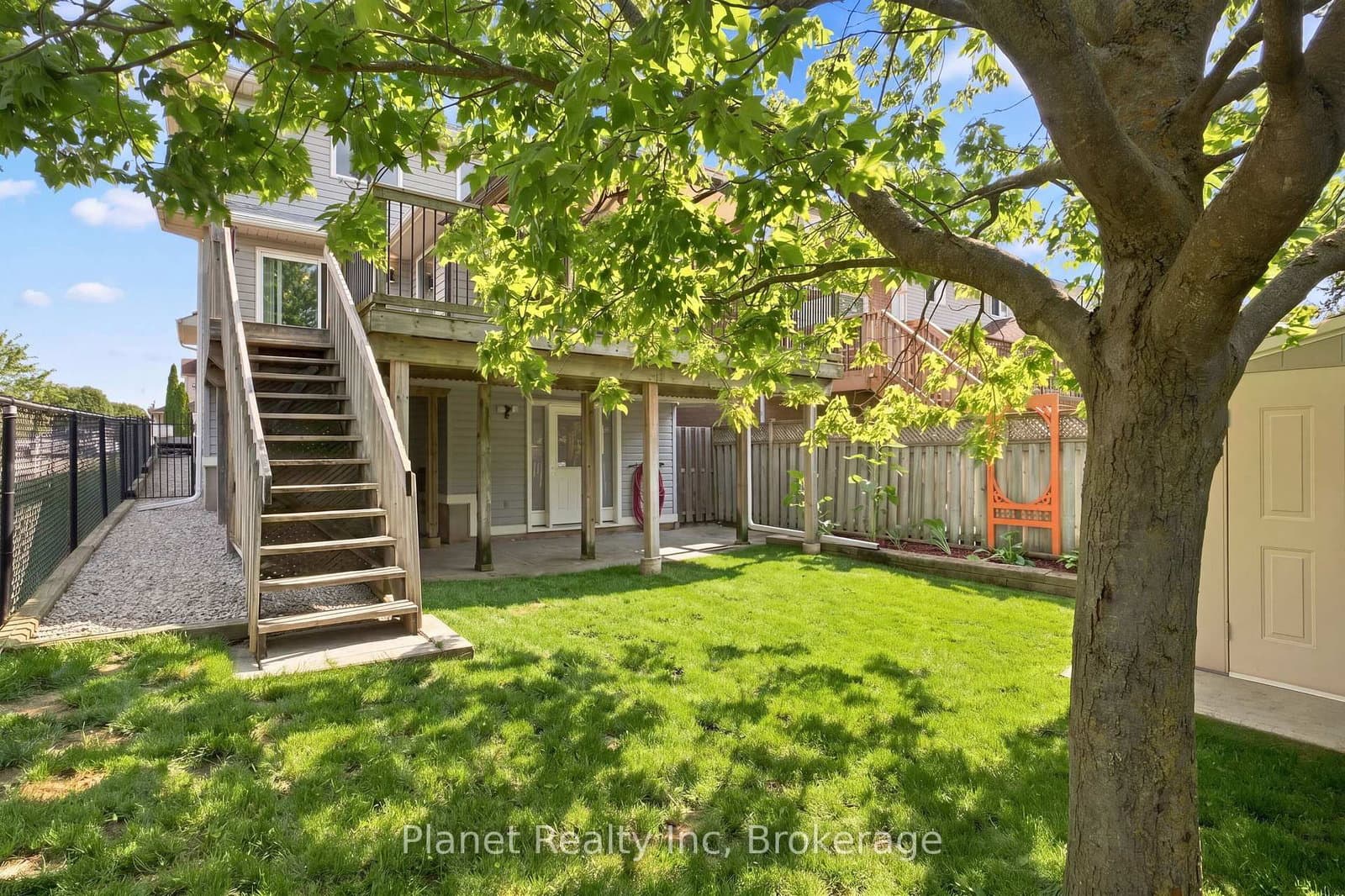 41 Boulder Crescent thumbnail 5