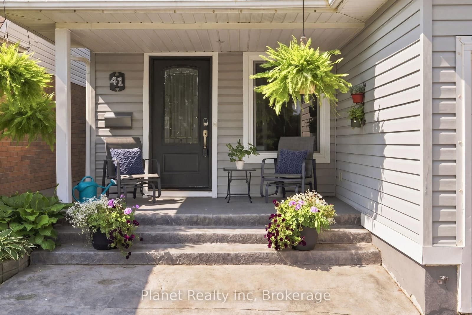 41 Boulder Crescent thumbnail 7