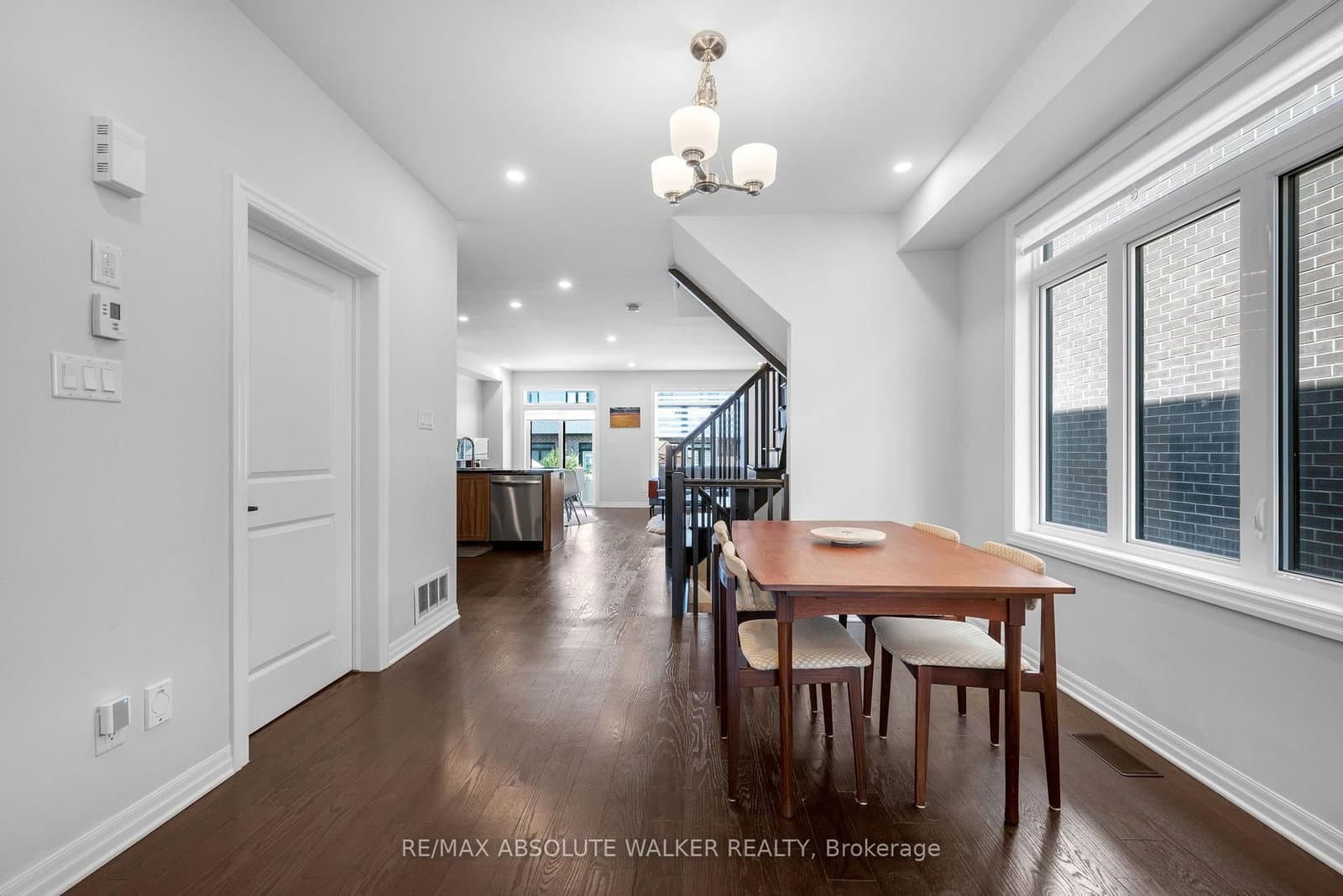 323 Lysander Place thumbnail 6