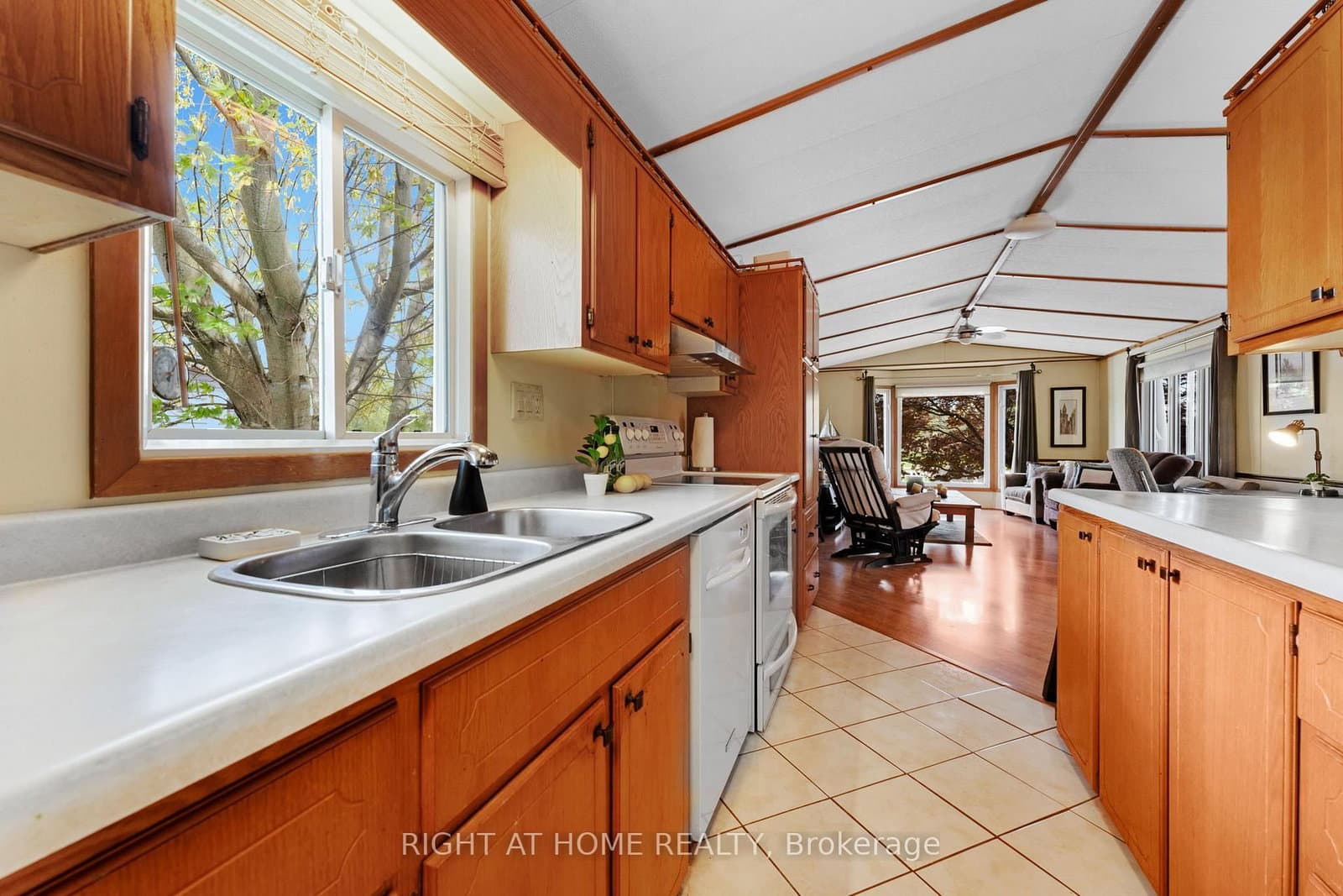 3033 TOWNLINE Road, Unit 8 thumbnail 10