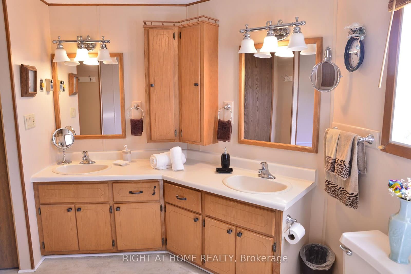 3033 TOWNLINE Road, Unit 8 thumbnail 21