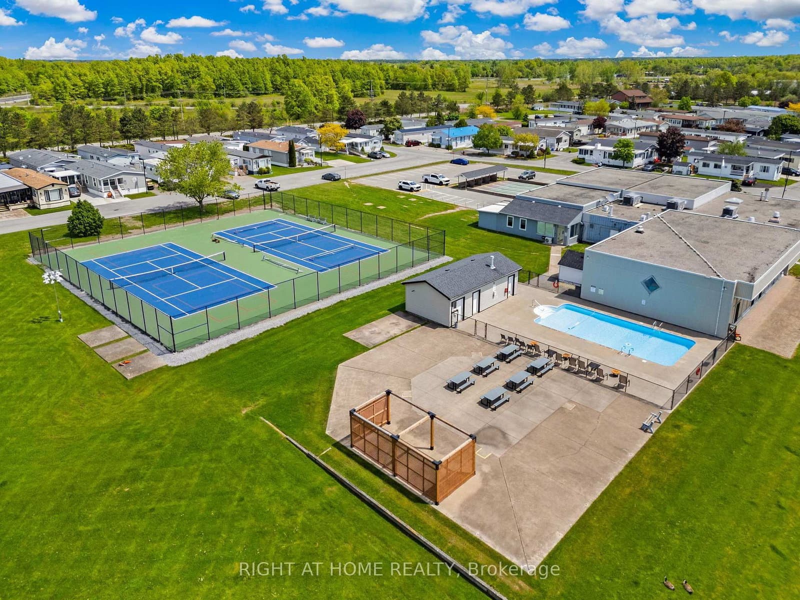 3033 TOWNLINE Road, Unit 8 thumbnail 36