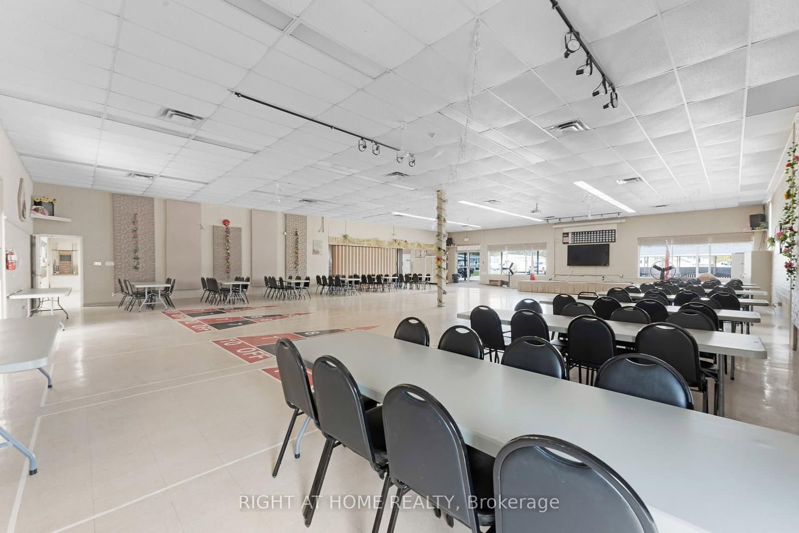 3033 TOWNLINE Road, Unit 8 thumbnail 39