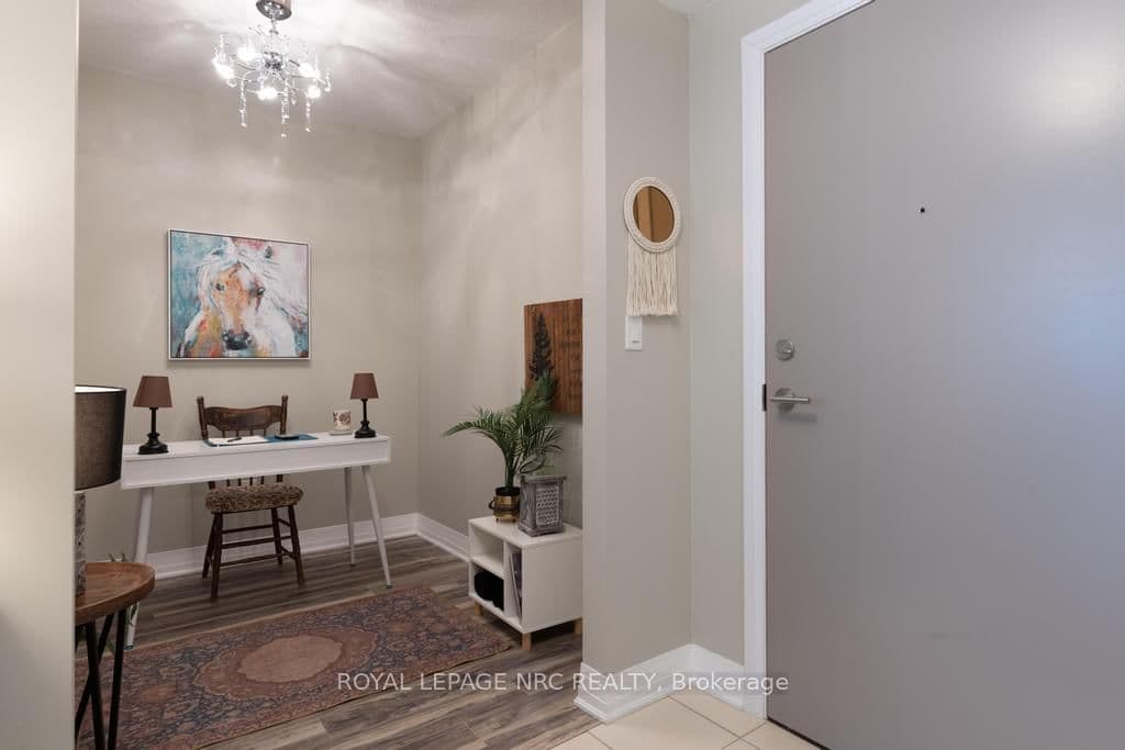 10 Concord Place, Unit 412 thumbnail 4