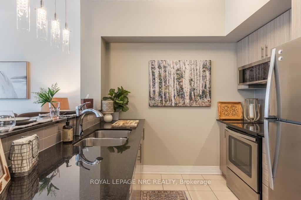 10 Concord Place, Unit 412 thumbnail 7